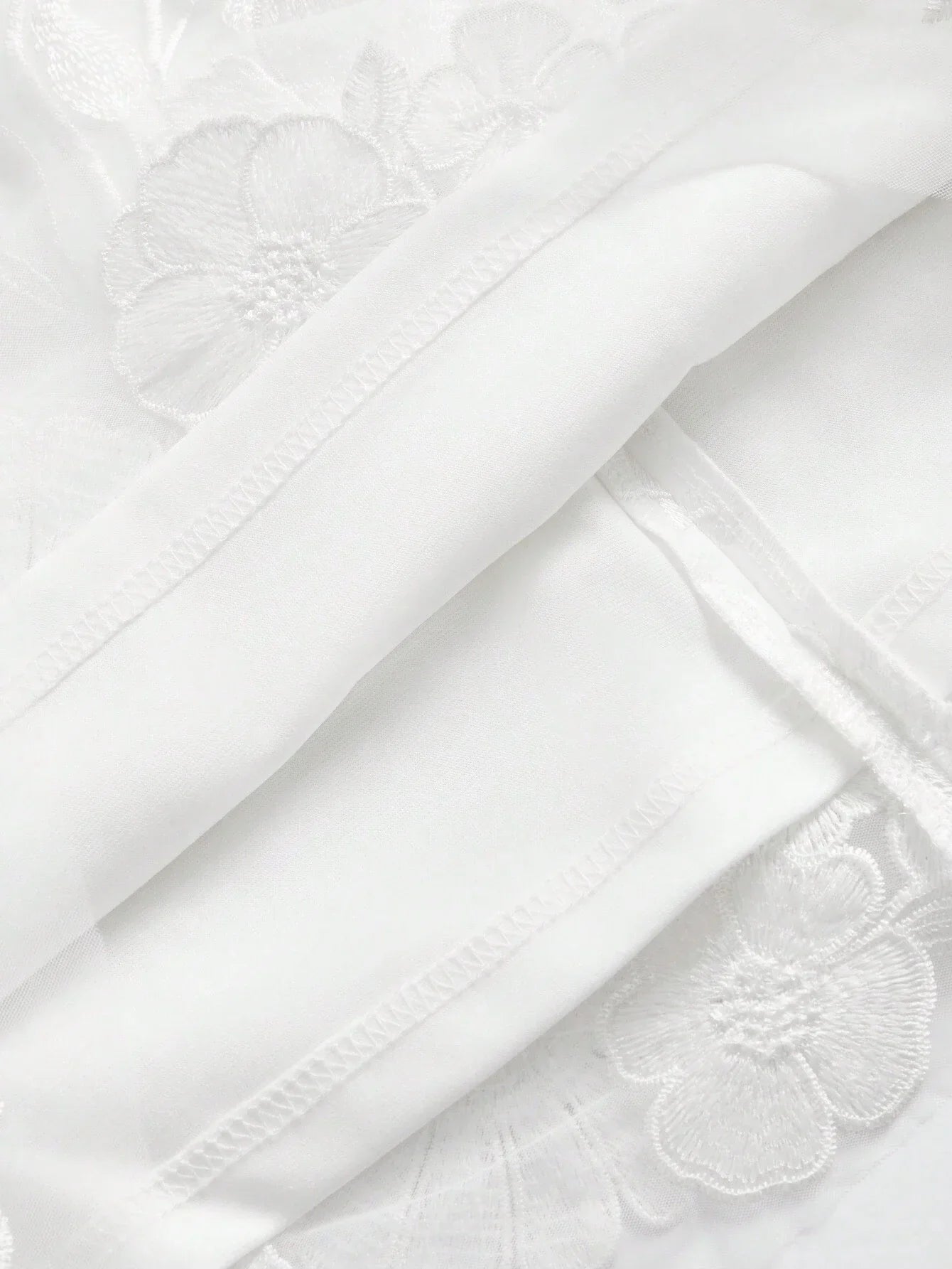 3D Embroidered Mesh Long Sleeve Backless Fitted White Cocktail Party Dress