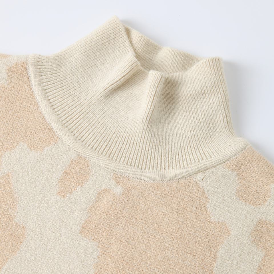 Pullover Sweater – Camouflage Intarsia Knit – High Collar – Chic Casual Style