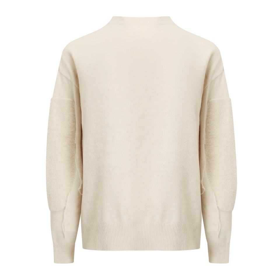 Sweater – Vintage Round Neck – Flock Embroidery – Elegant Everyday Style