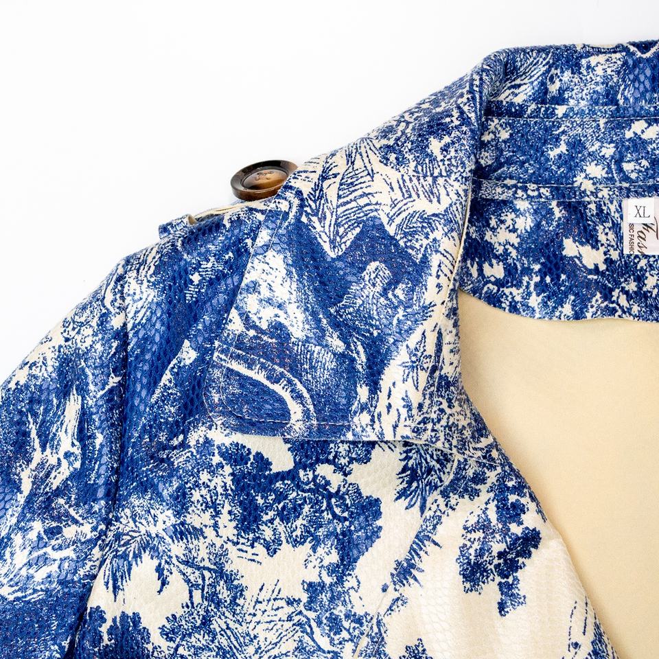 Trenchcoat – Toile De Jouy Print – Belted Waist – Luxury Winter Style