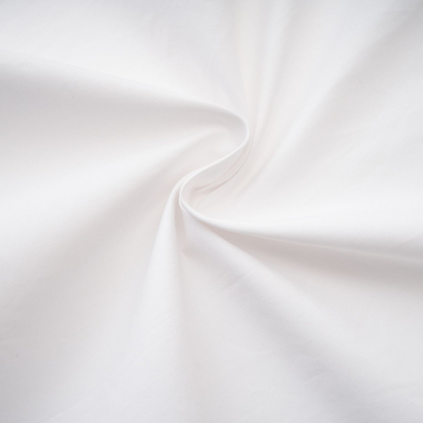 A white cotton shirt with long sleeves and a tiefront detail named Solene