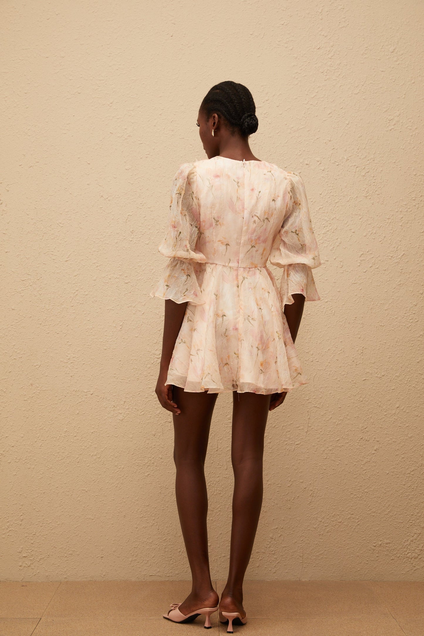 Aliénor Peach Glossy Floral Print Mini Dress