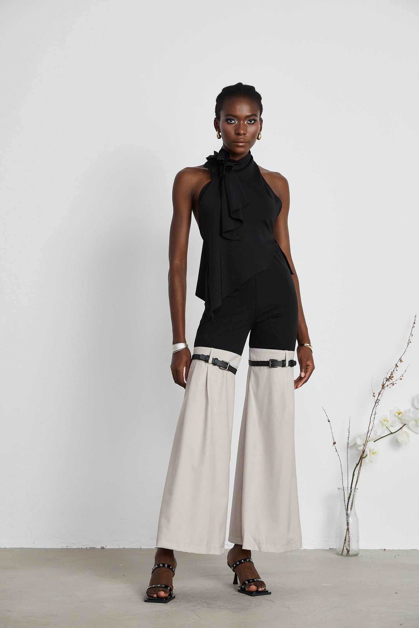 Aline floralappliqué backless asymmetric top