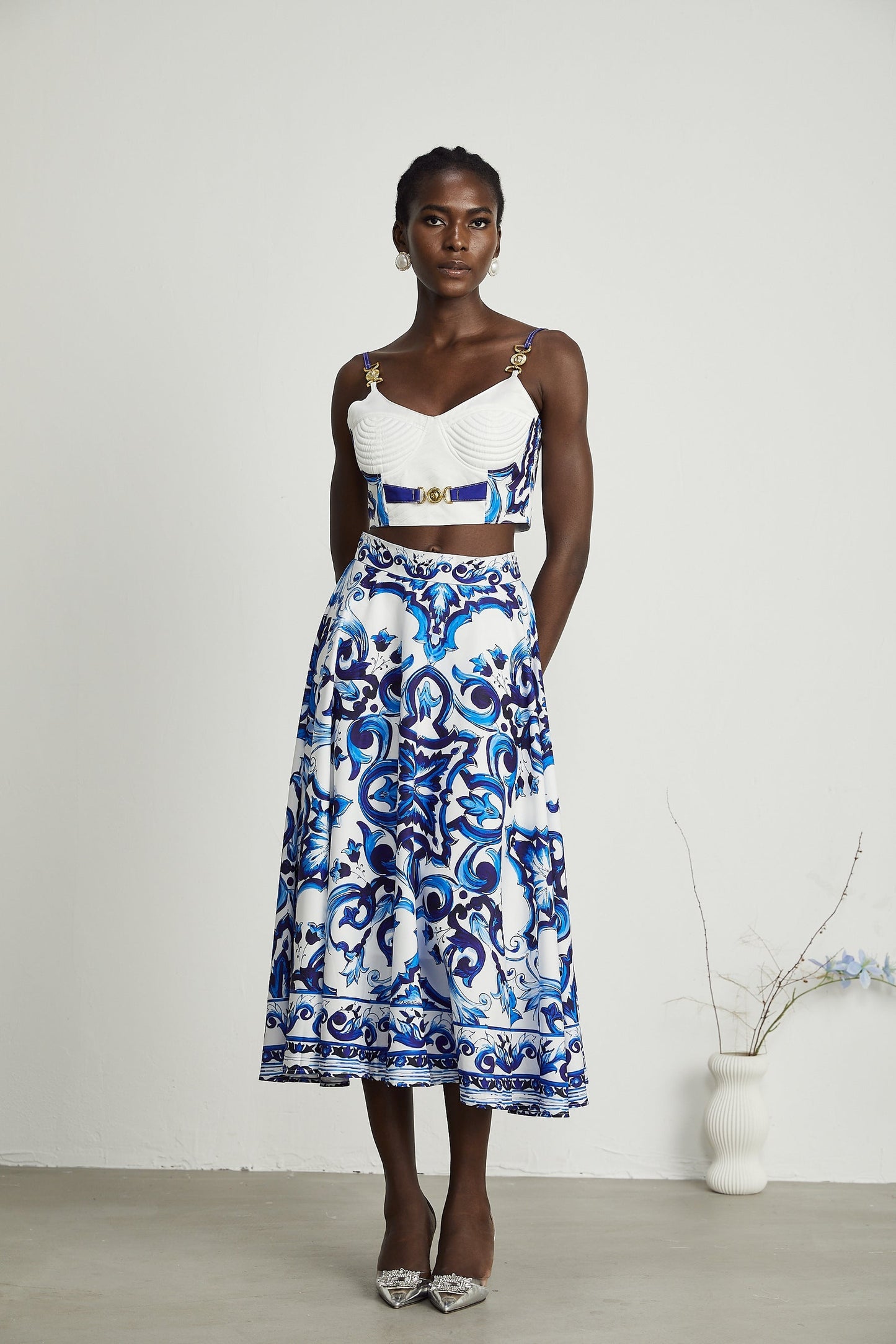 Allegra graphicprinted top skirt matching set