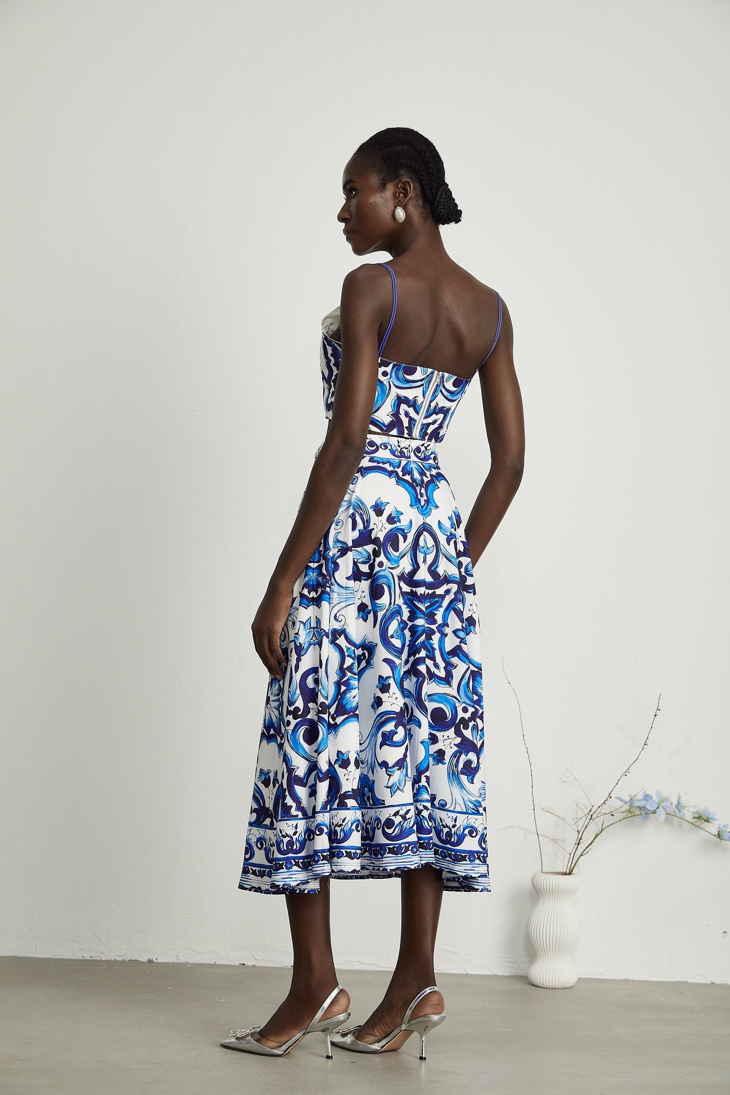 Allegra graphicprinted top skirt matching set