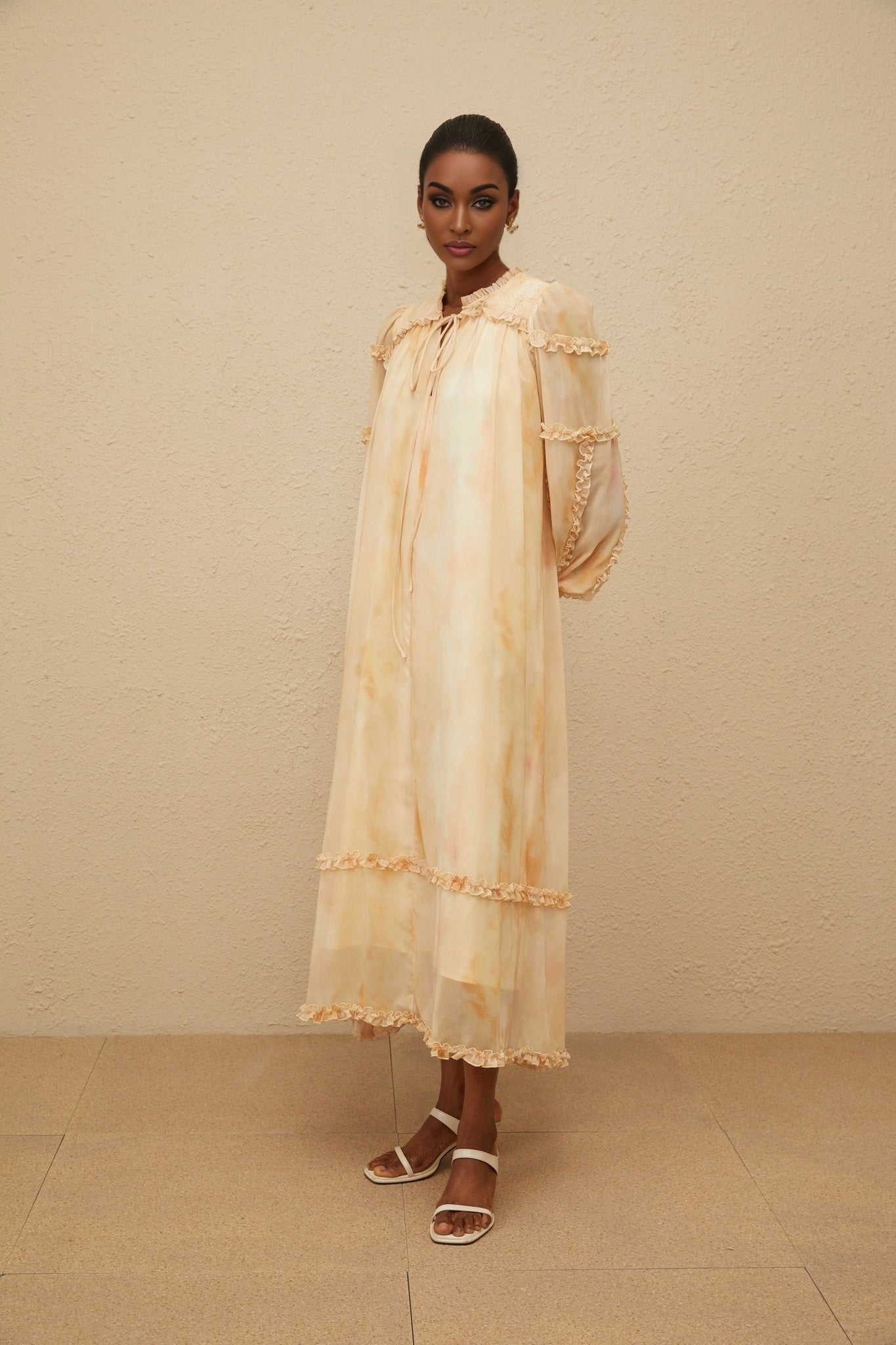 Almond beige Multicolor Frilled Neck Tie-Dye Print Midi Dress in Neutrals
