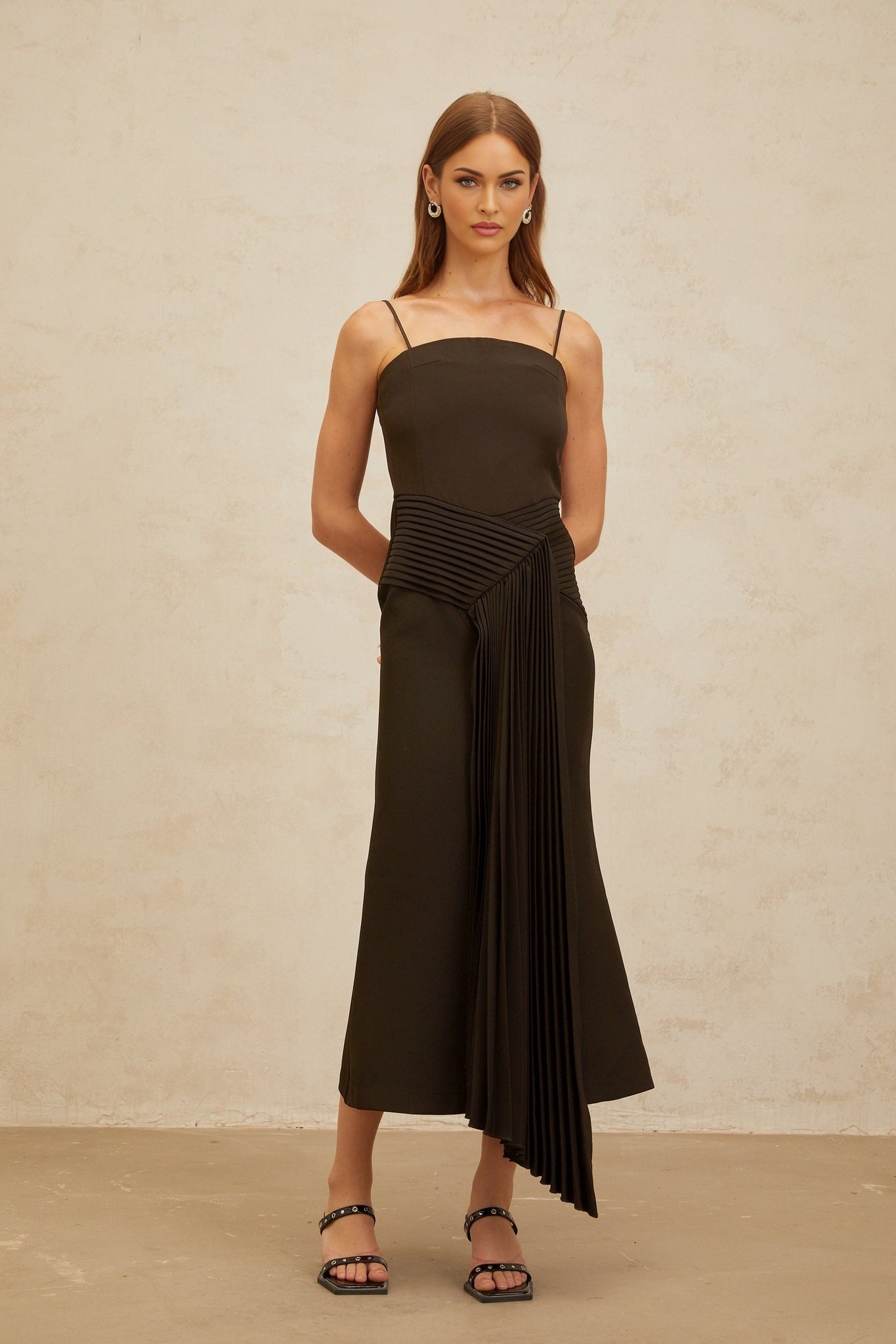 Brown Square Neck Sleeveless Midi Dress with Ribbon Design