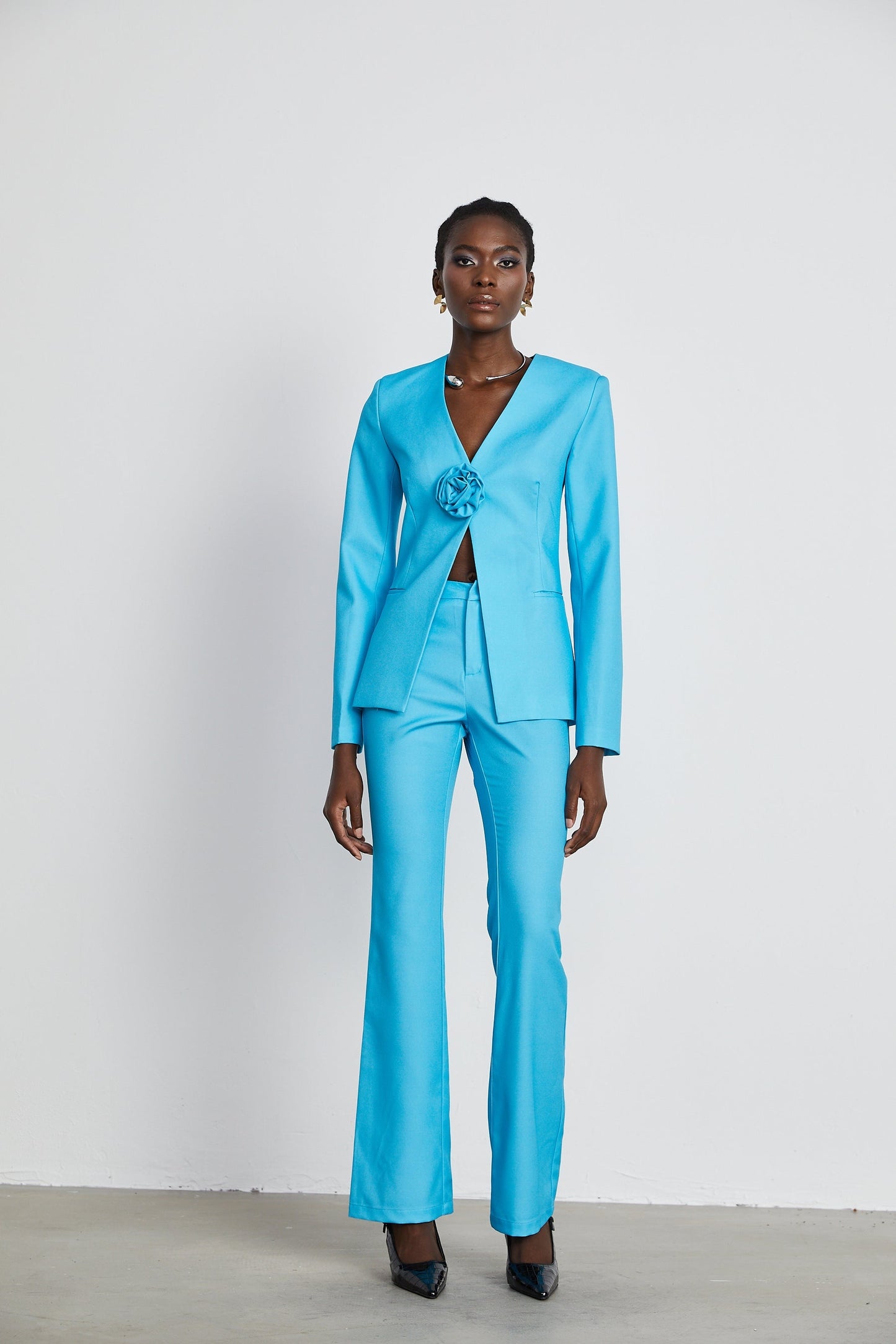 Cassandra floral satin jacket trousers matching set