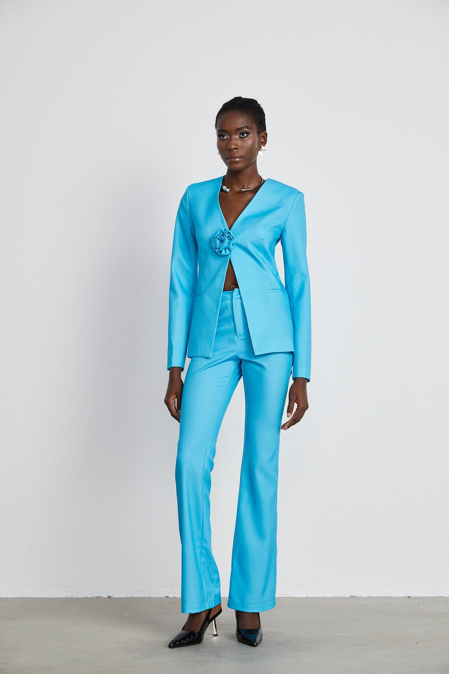 Cassandra floral satin jacket trousers matching set