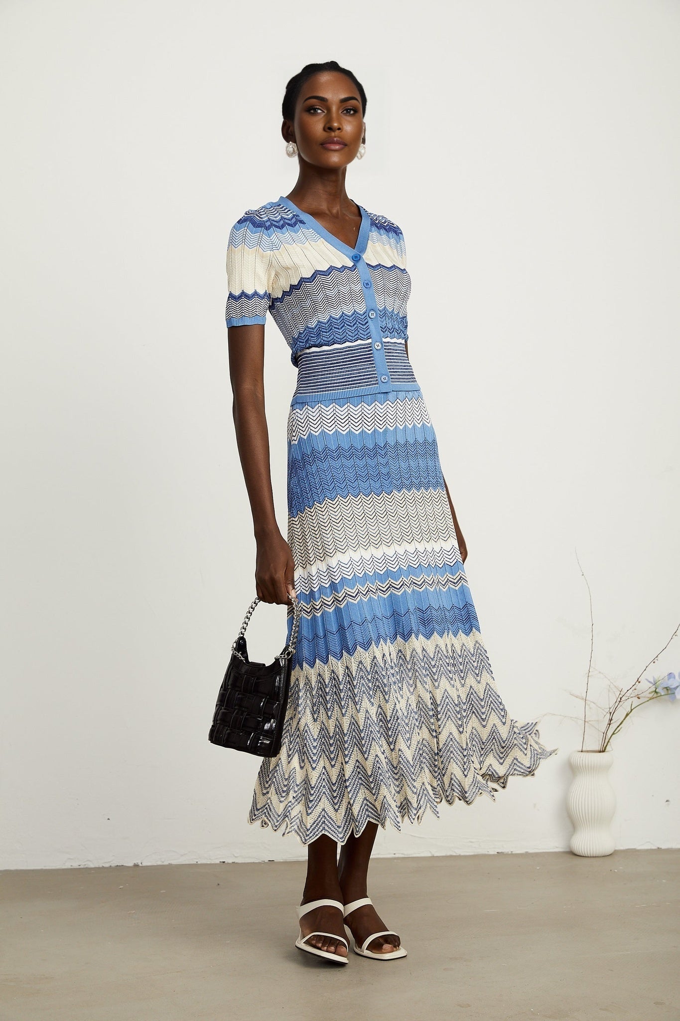 Daniela blue zigzagdesign knit top skirt matching set
