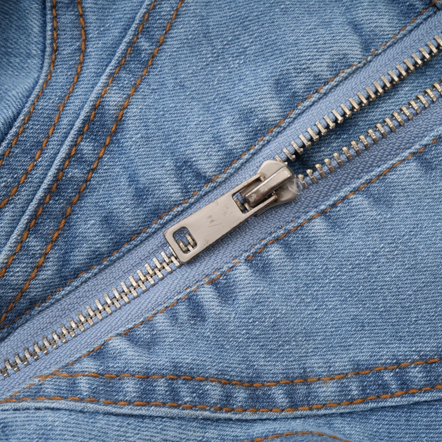 Denim skirt with ruffled hem named Capucine