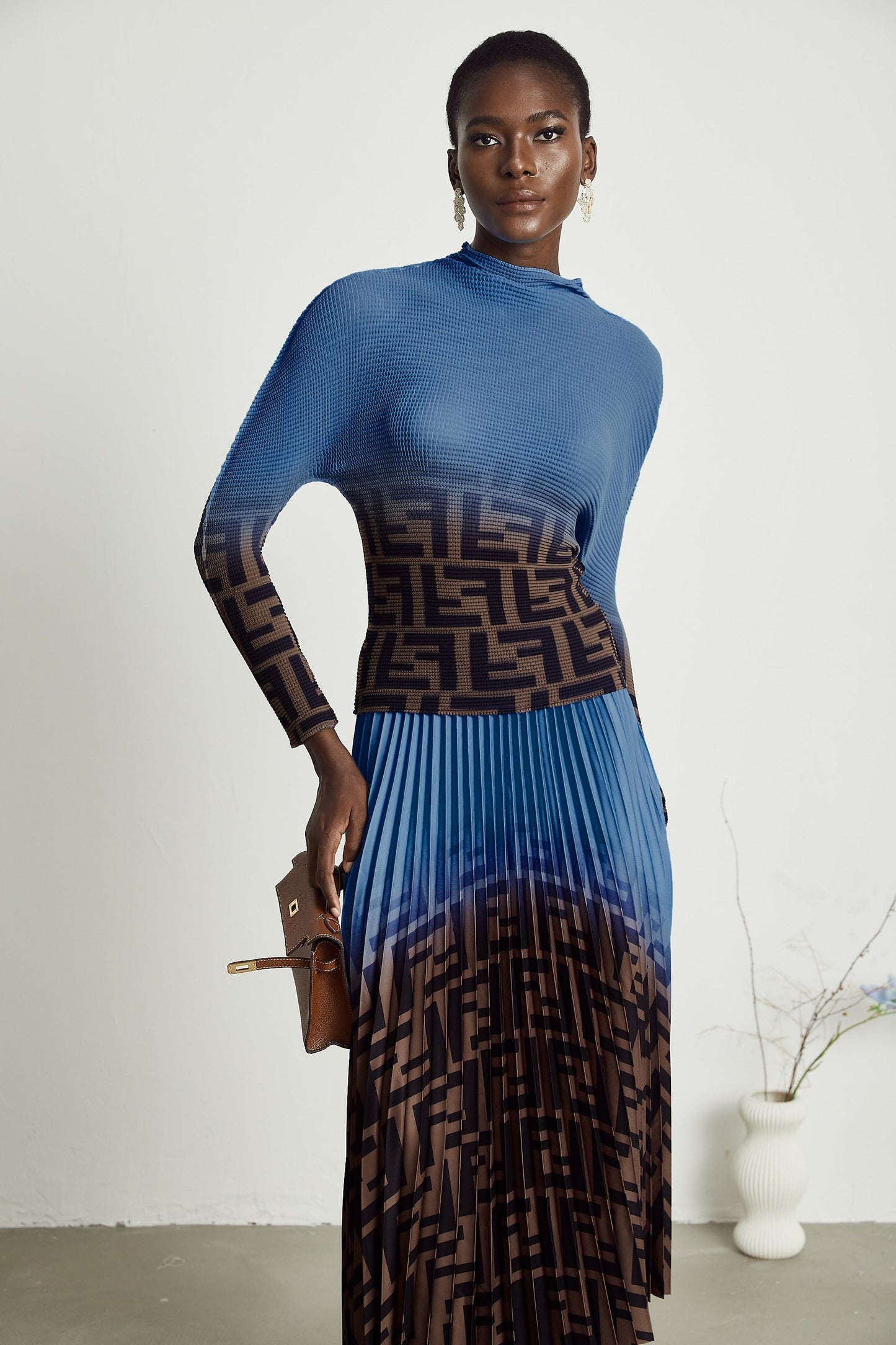 Désirée Color Block Pleated Top Skirt Matching Set in Dark Blue