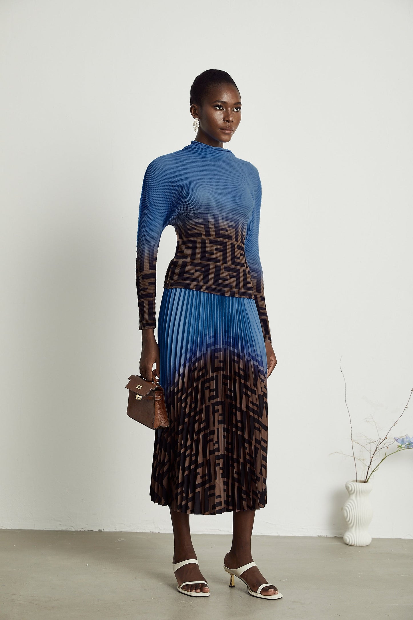Désirée Color Block Pleated Top Skirt Matching Set in Dark Blue
