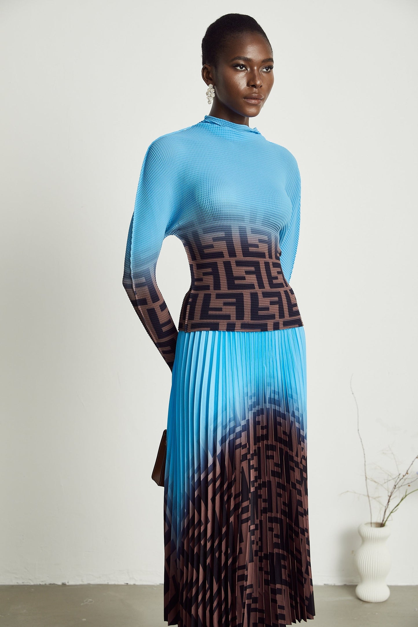 Désirée colorblock pleated top skirt matching set