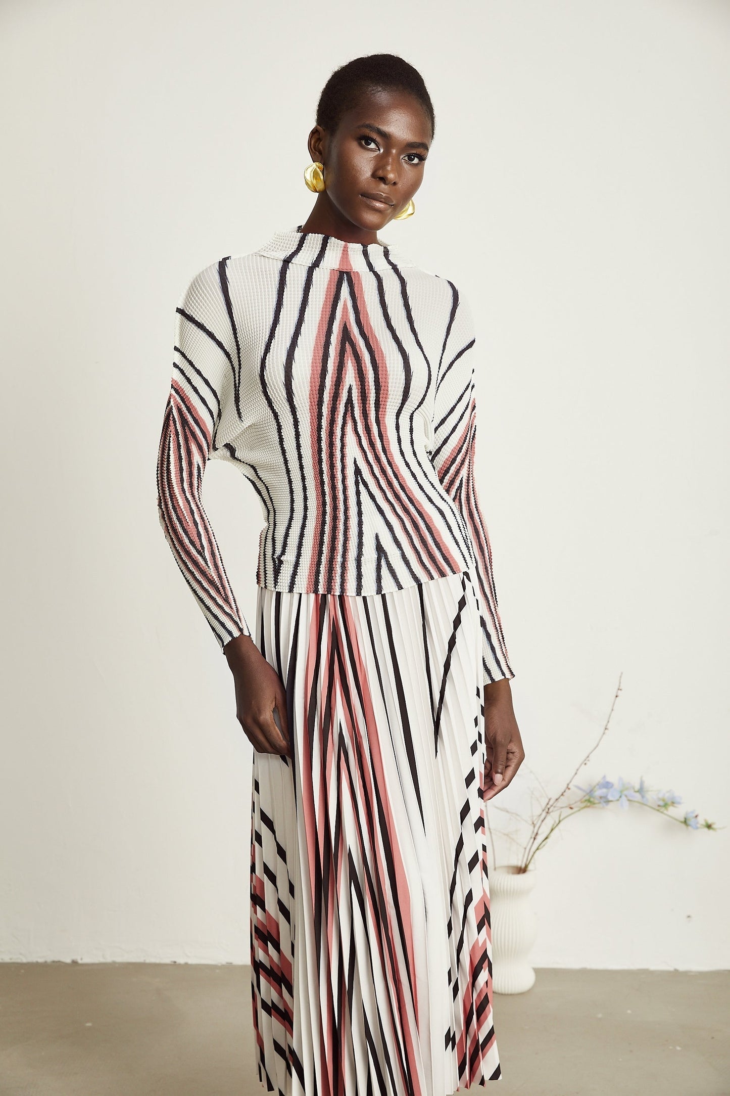 Désirée lineprint stretch top  skirt matching set