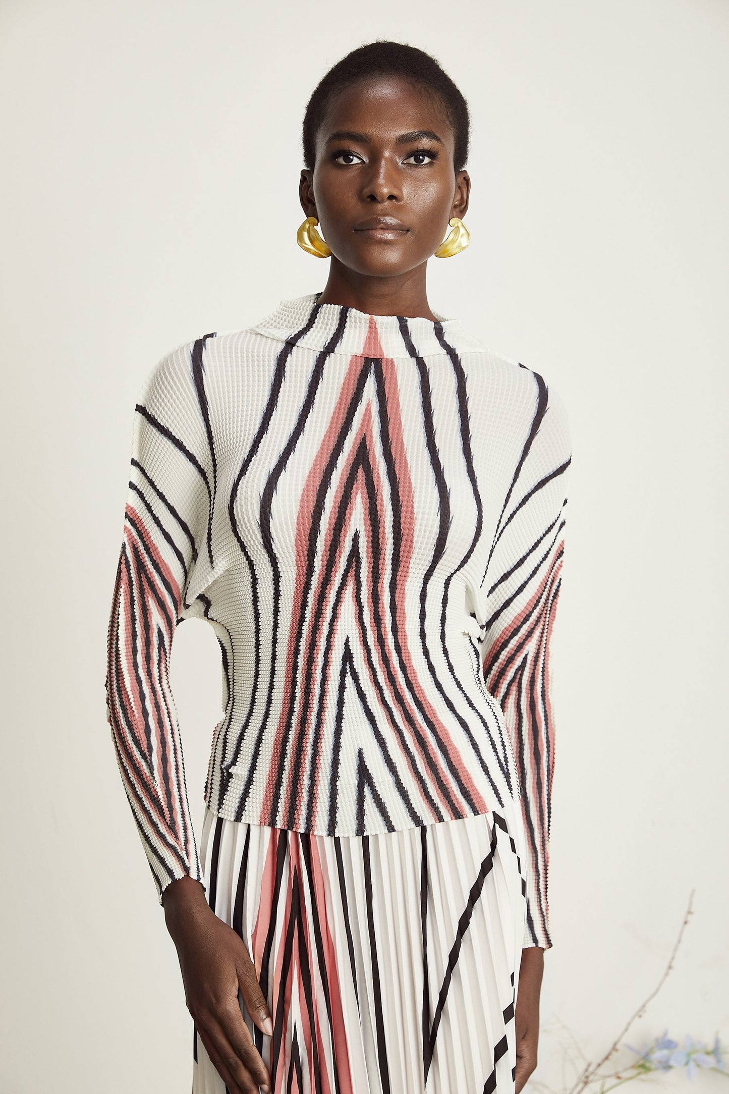 Désirée lineprint stretch top skirt matching set