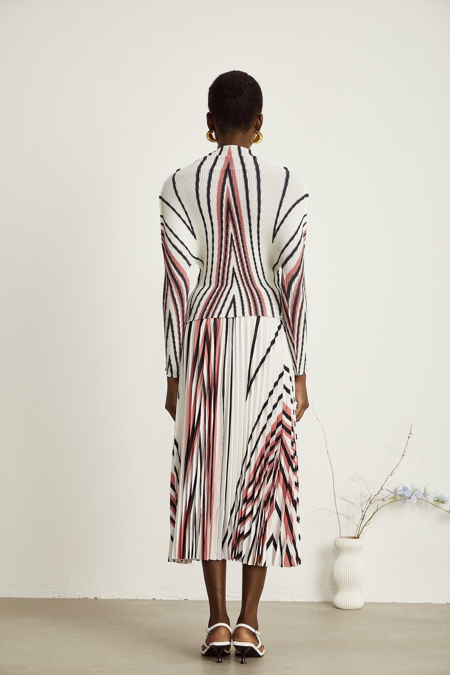 Désirée lineprint stretch top skirt matching set