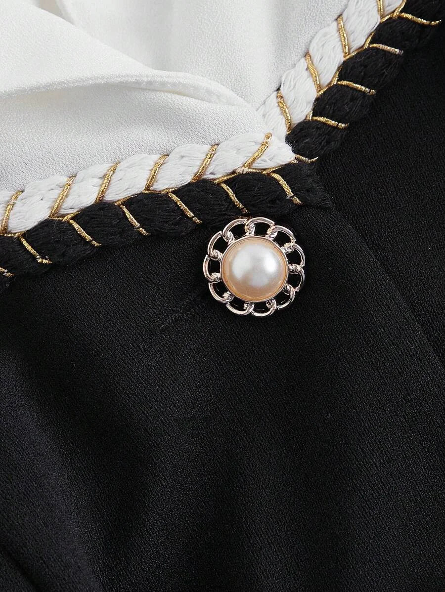 Elegant Casual 2 In 1 Stitching Fitted Women Crop Top in black and white