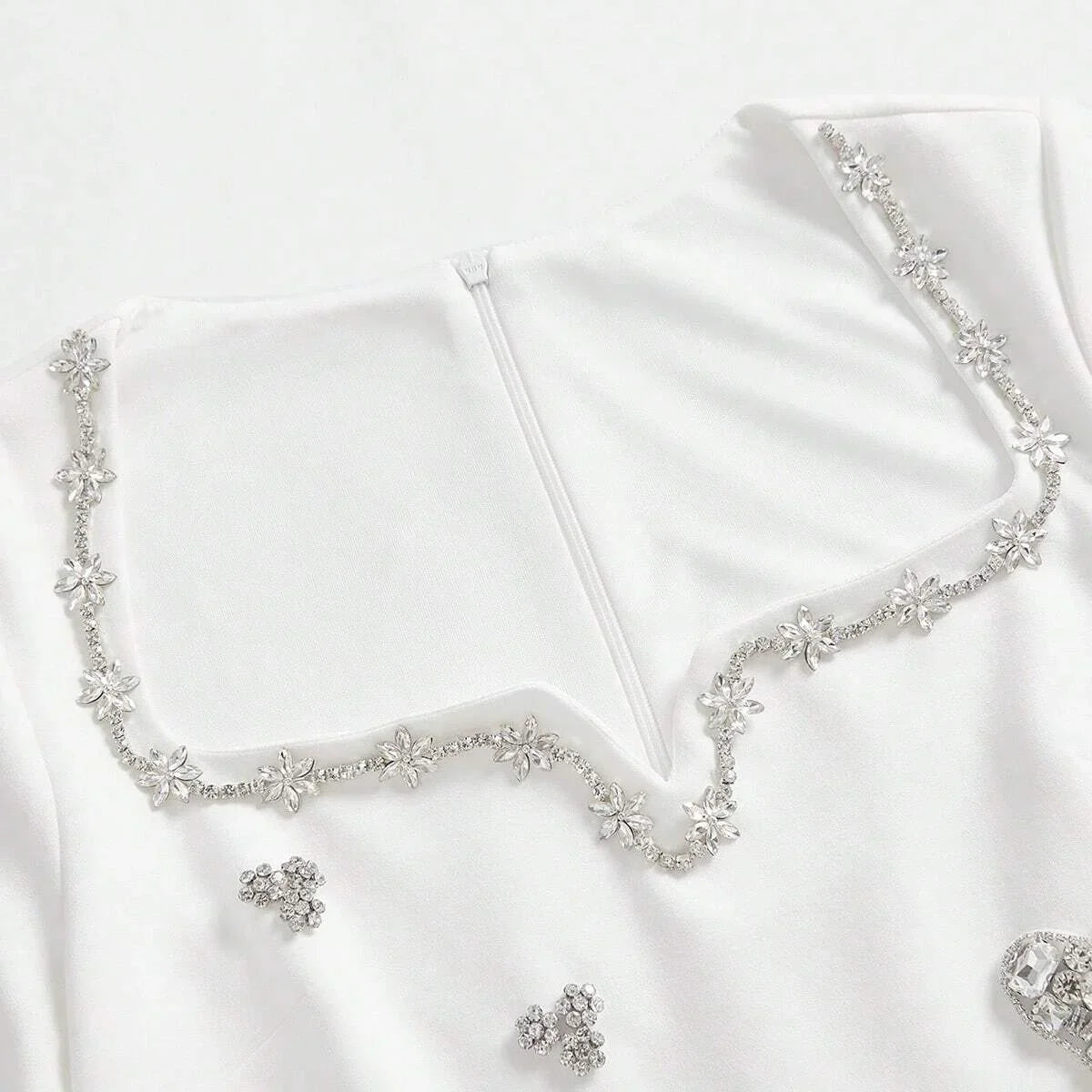 Elegant Rhinestone Heart Decorated White Short Sleeve Mini Dress Autumn