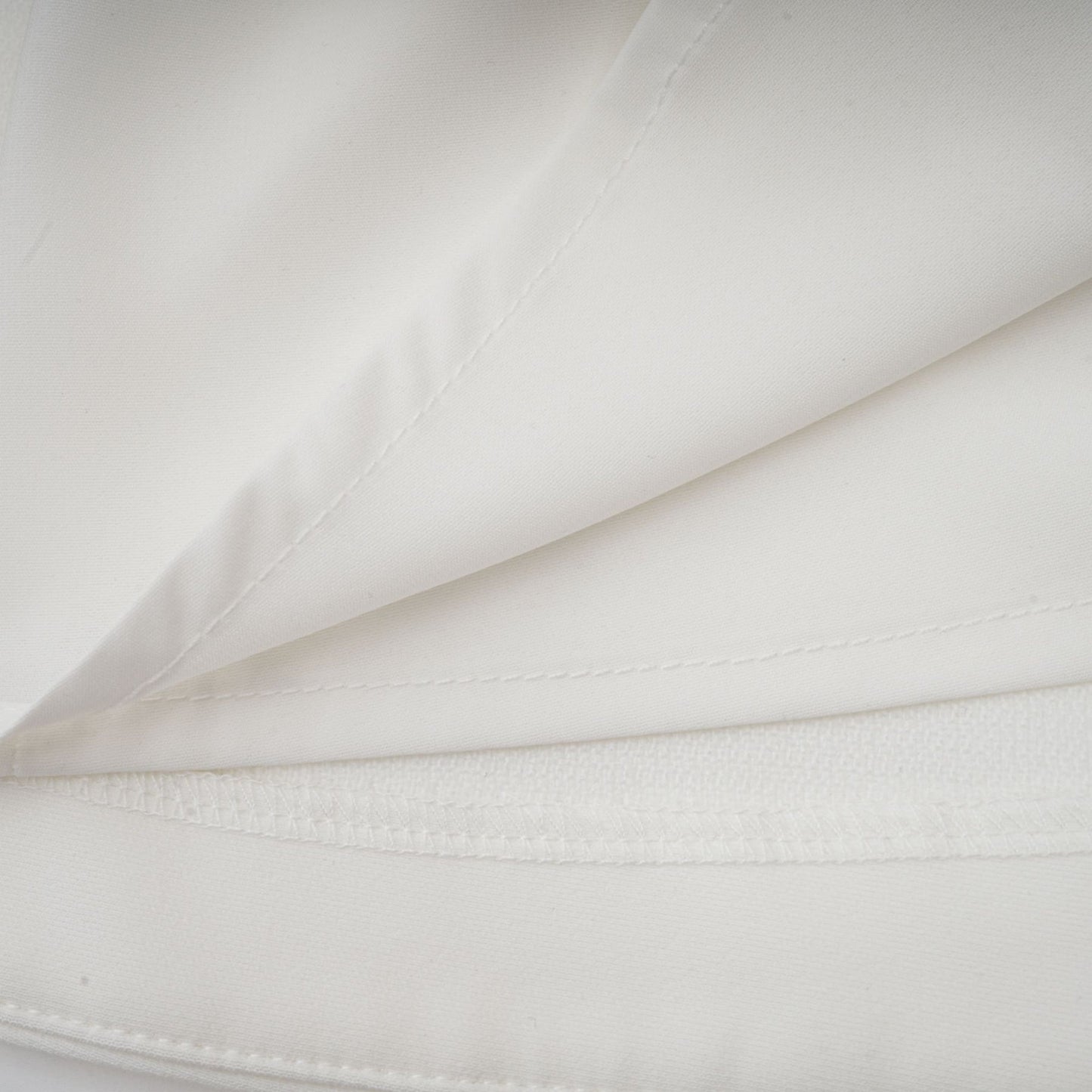 Élise pleated peplumhem blazer dress in White