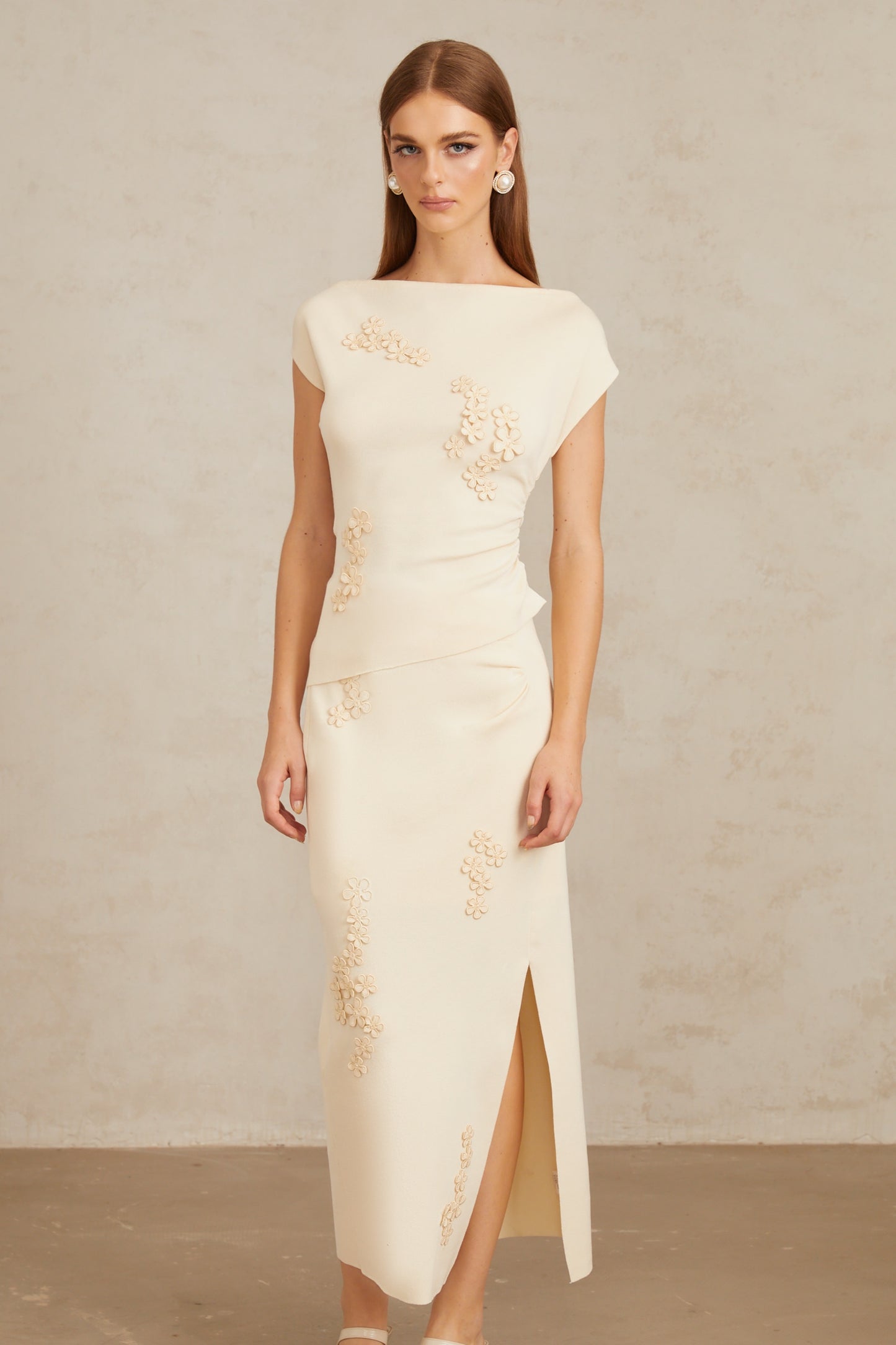 Étienne Neutral Floral Appliqué Knit Top Skirt Set