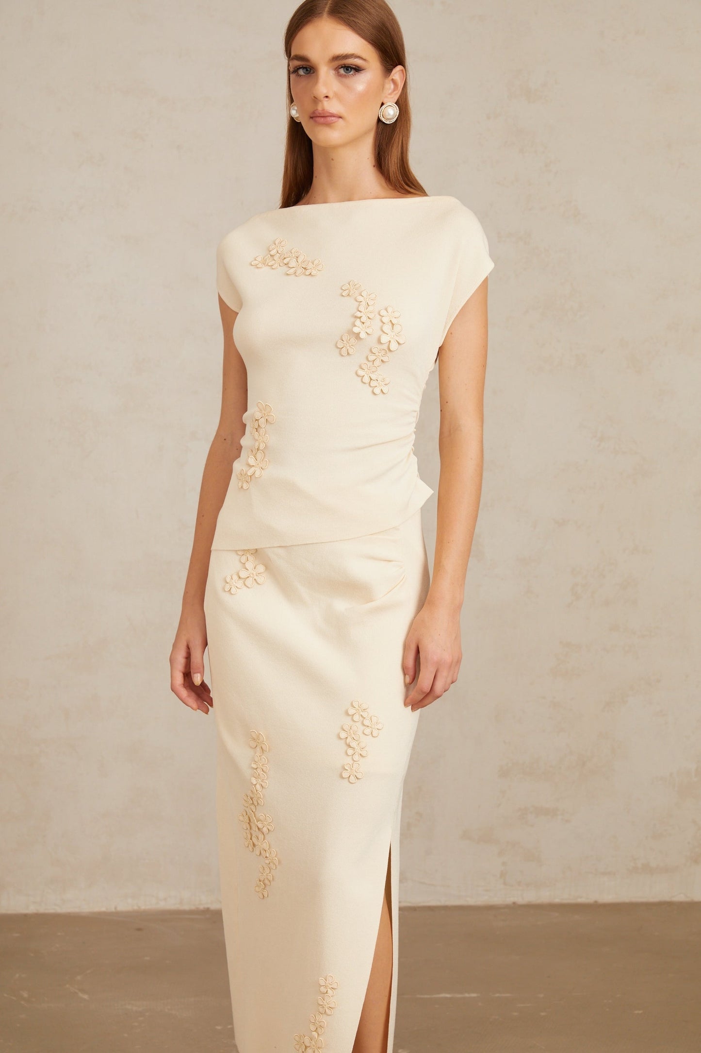 Étienne Neutral Floral Appliqué Knit Top Skirt Set