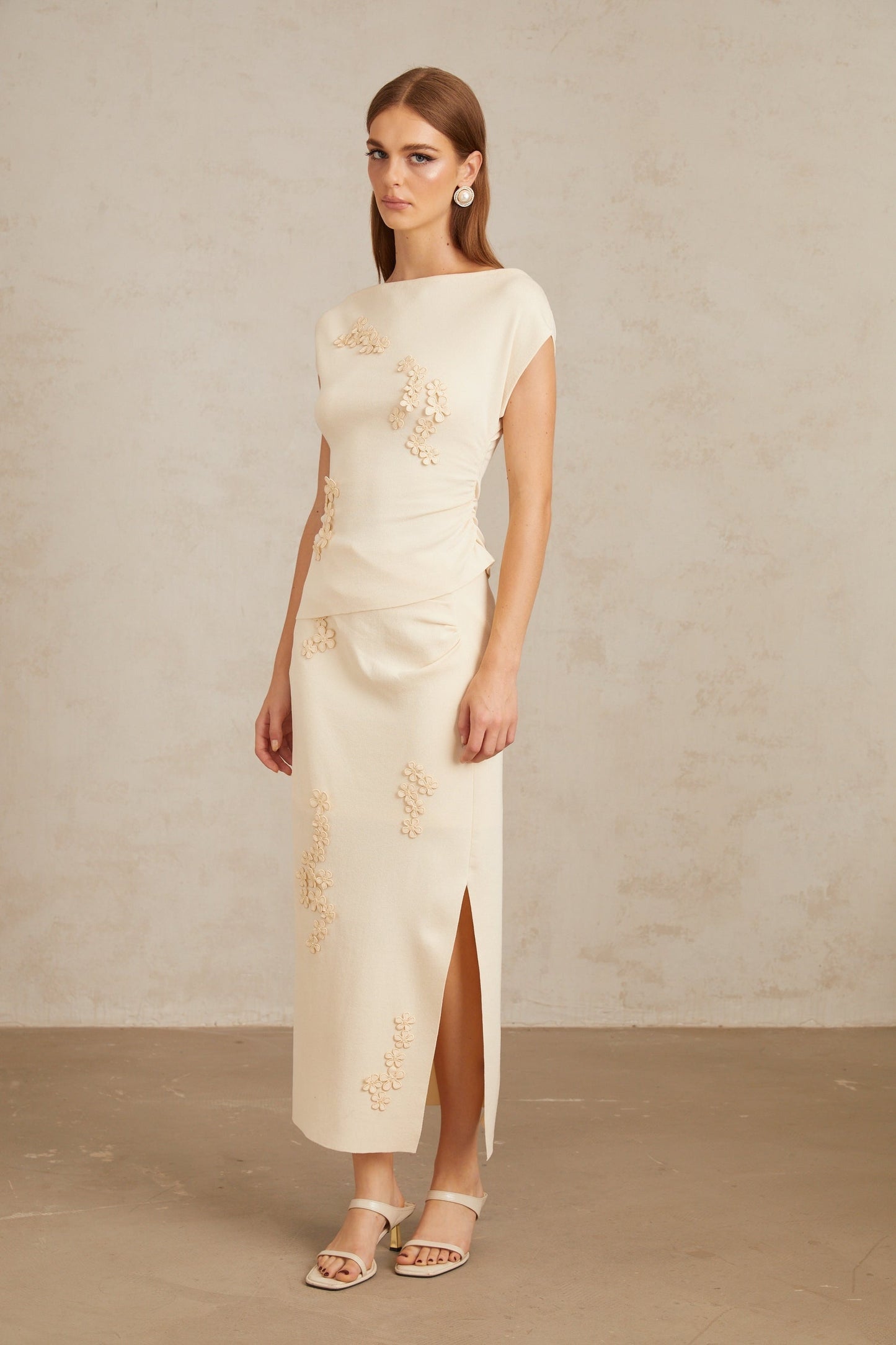 Étienne Neutral Floral Appliqué Knit Top Skirt Set