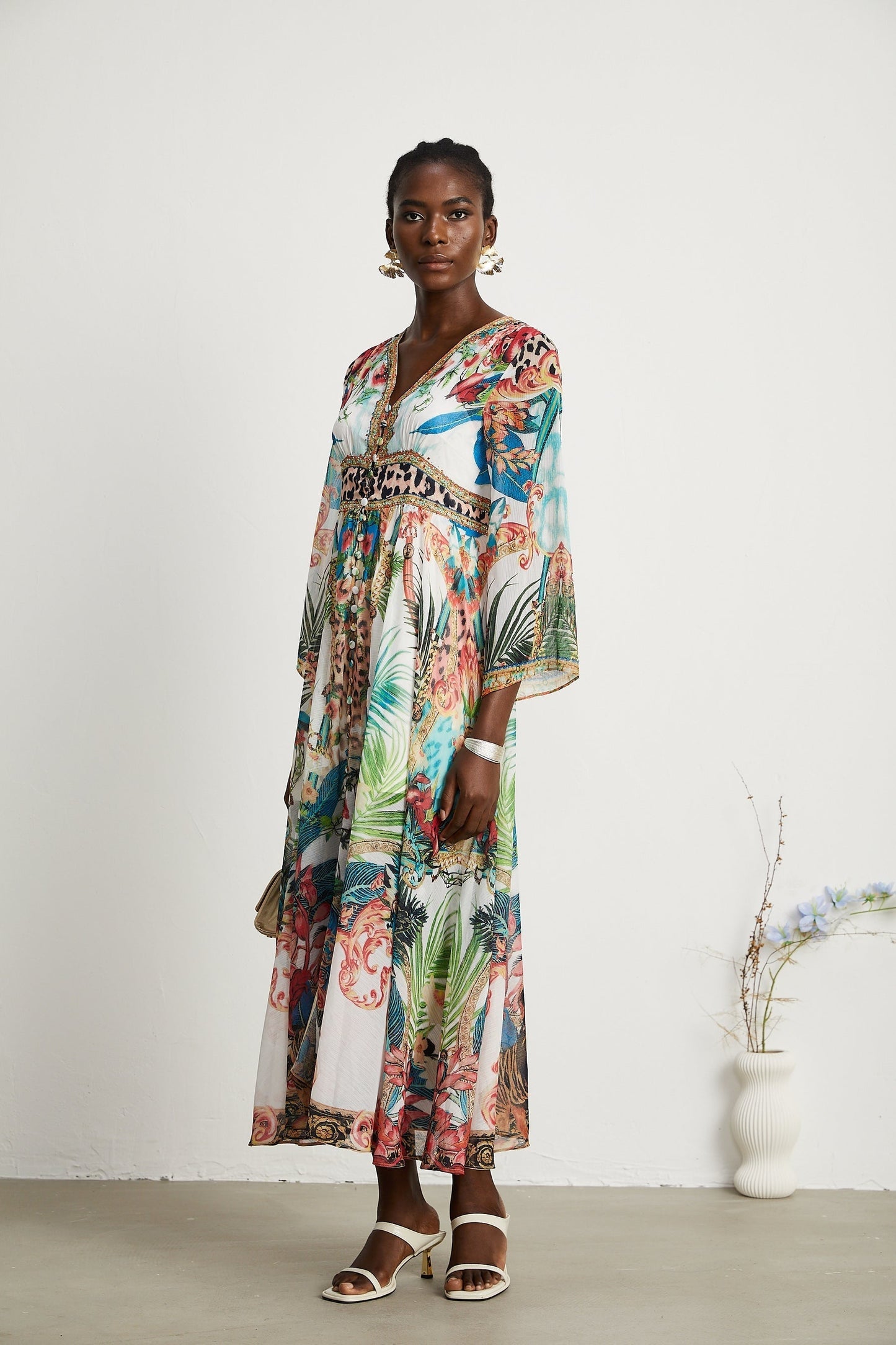 Éva patternprint Vneck midi dress