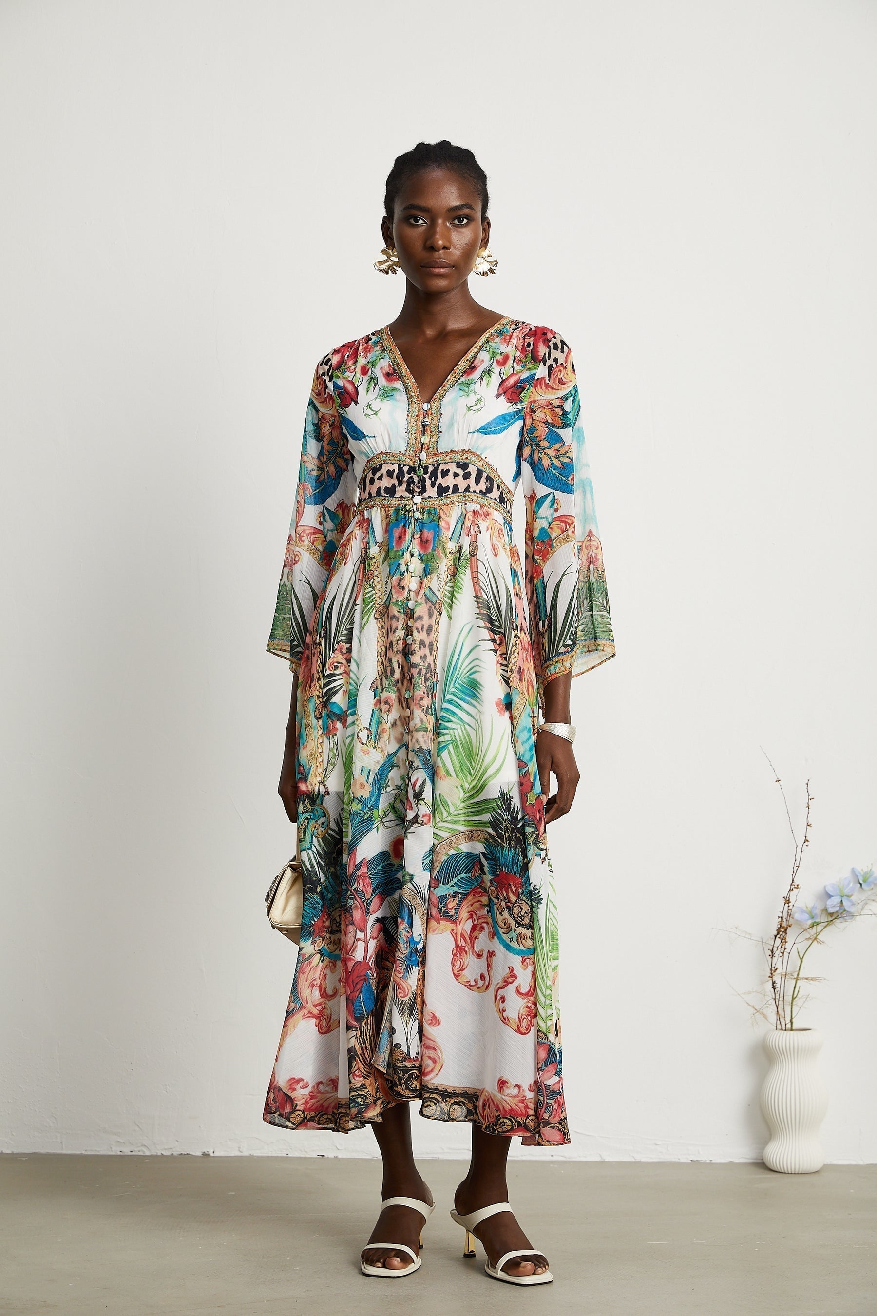 Éva patternprint Vneck midi dress