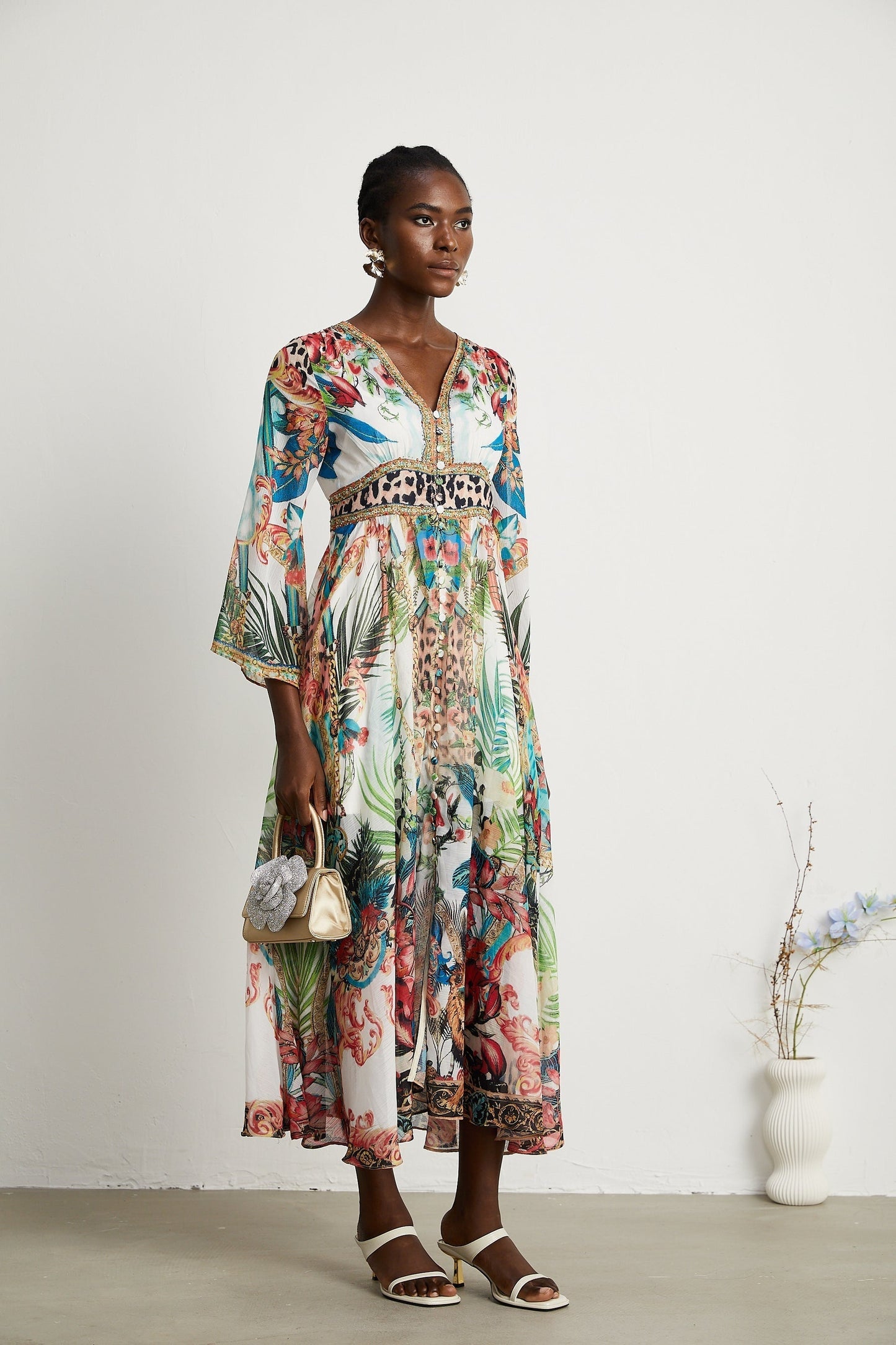 Éva patternprint Vneck midi dress