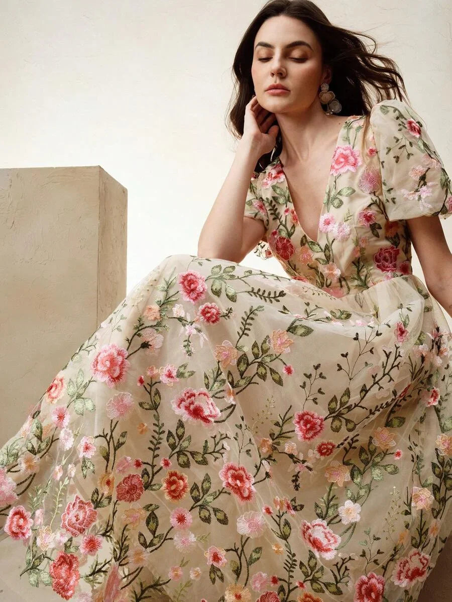 Fashionable amp Elegant Embroidered Floral VNeck ALine Midi Skirt Suitable For Valentines Day