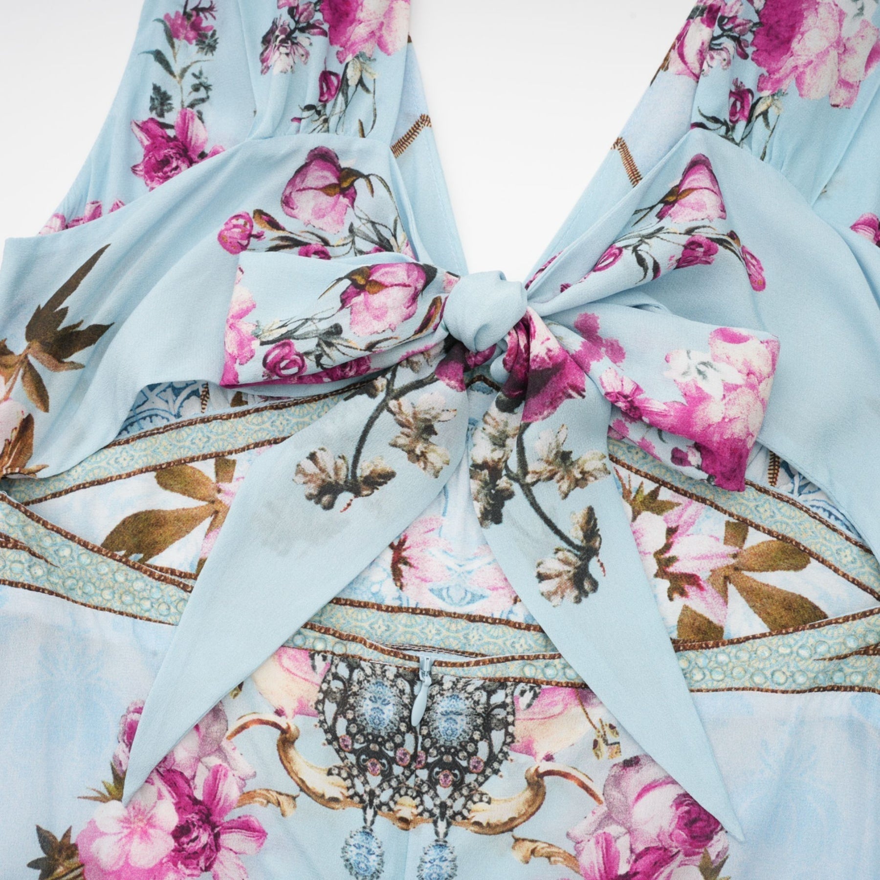 Floral print midi dress with Victoire design features flowing fabric and vibrant flower pattern