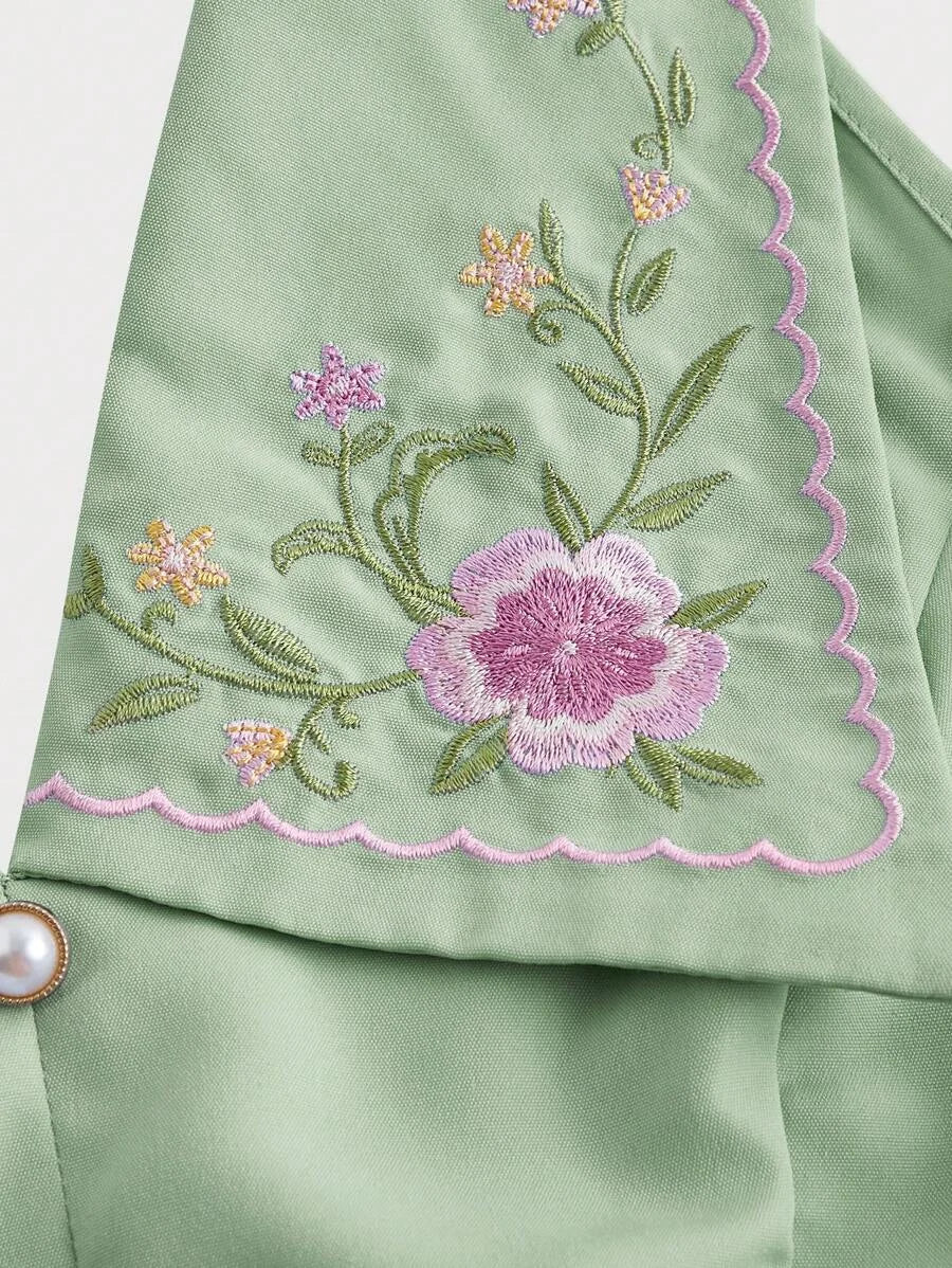 Green Floral Embroidered Short Ladies Crop Top TurnDown Collar V Neck Spring Summer Blouse Back To