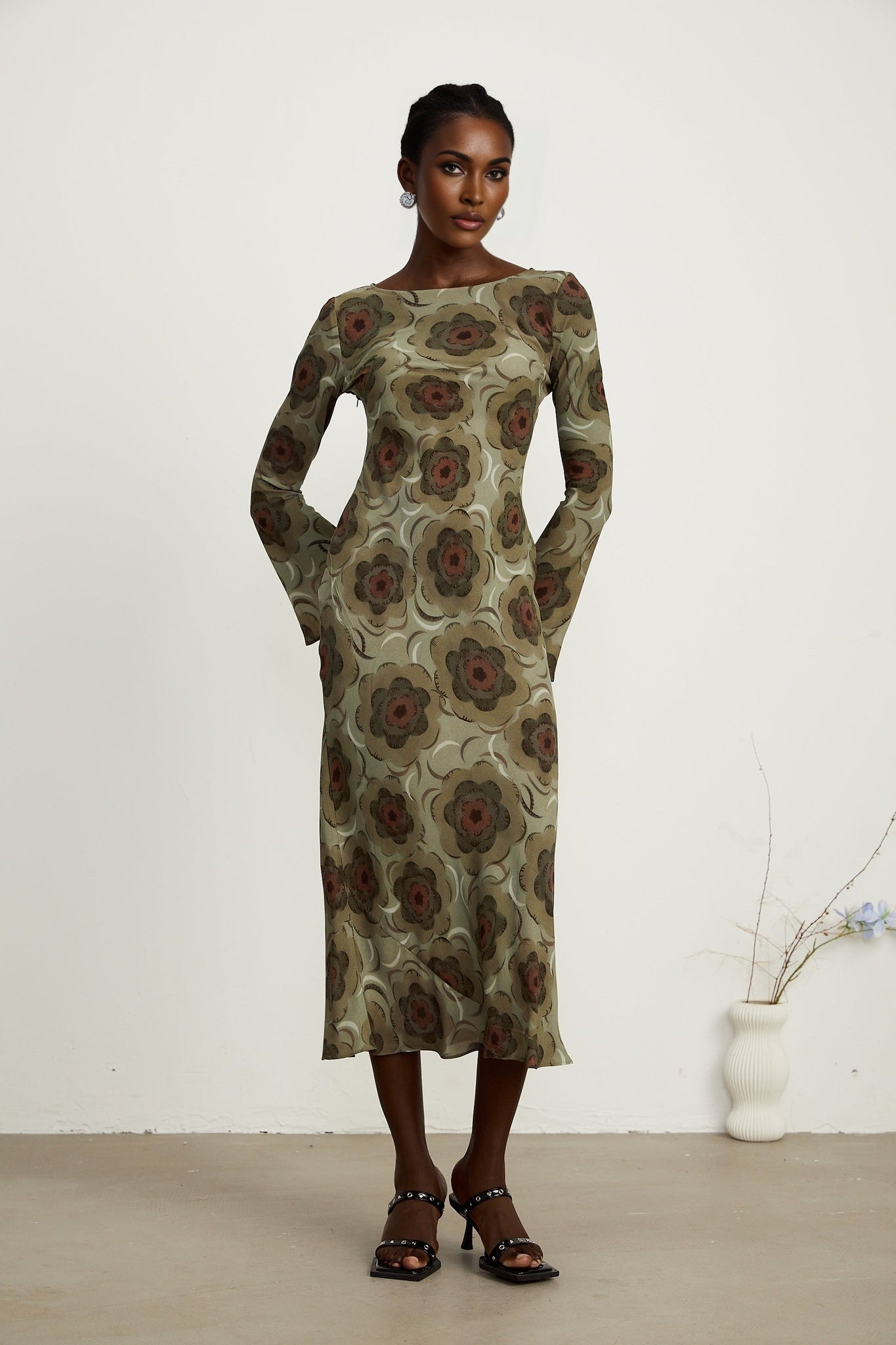 Hippolyte greentone flowermotif midi dress