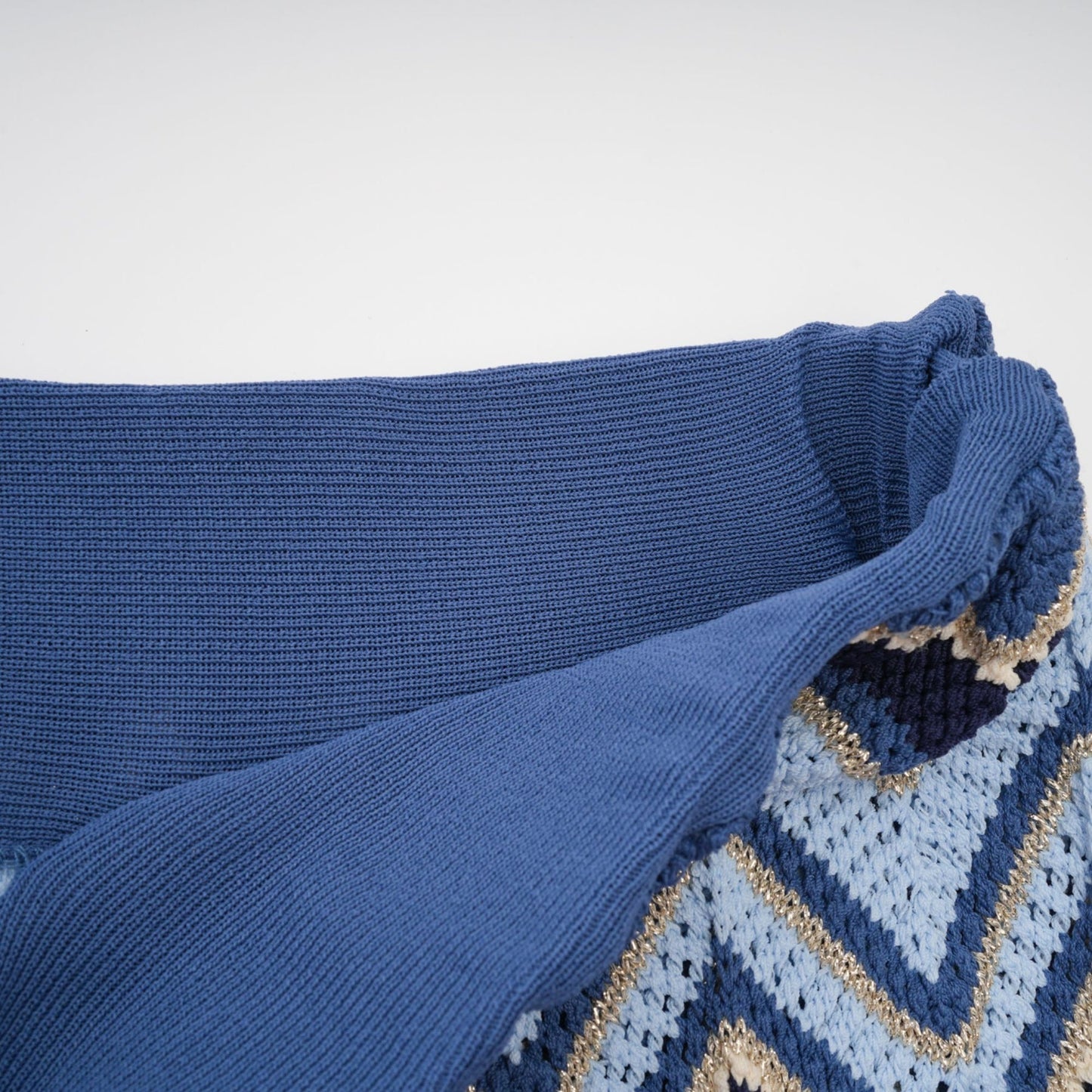 Irina blue zigzagwoven pointelleknit top trousers matching set