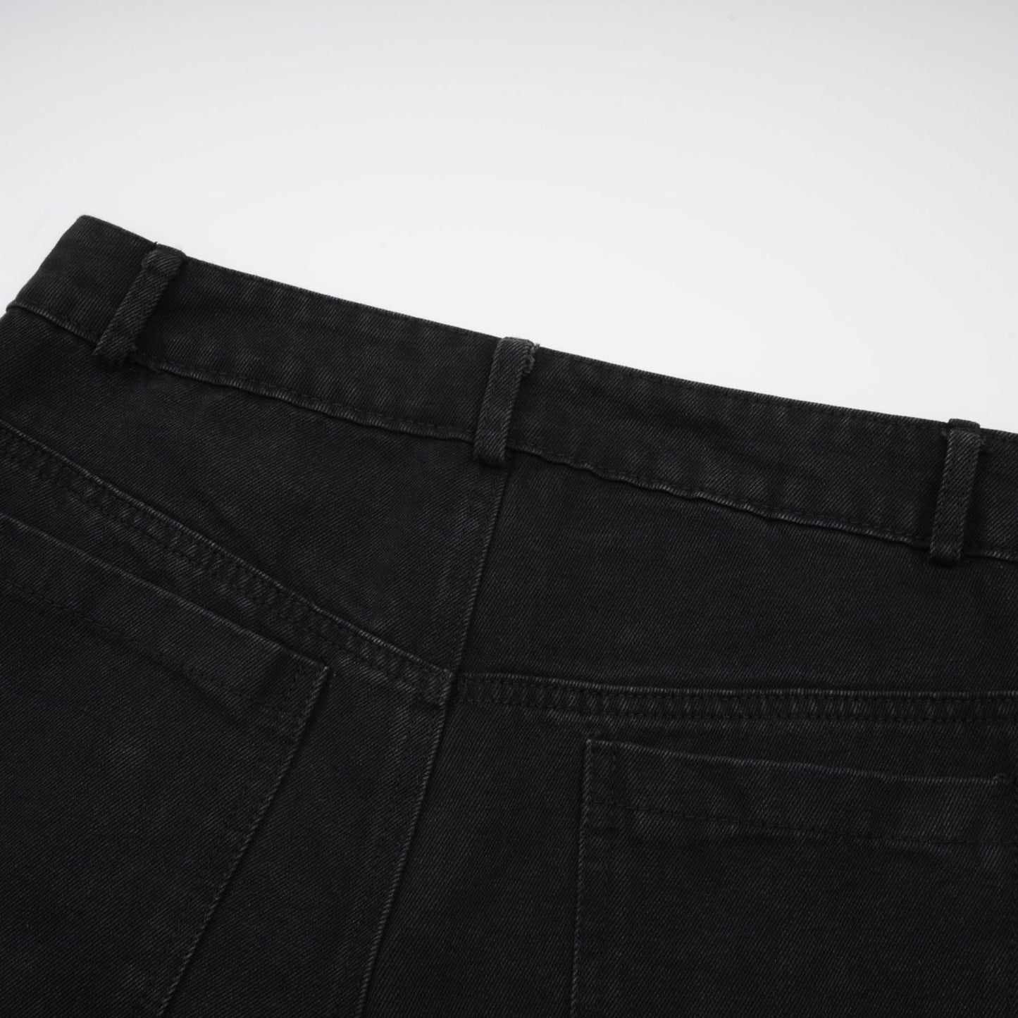 Janelle buttoned straightleg jeans