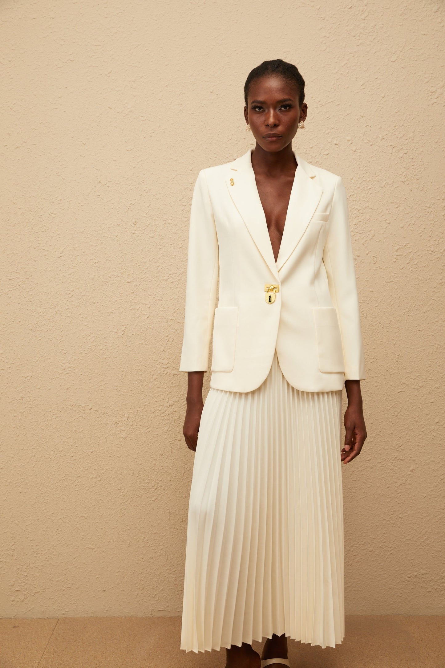 Léonide Neutral Lock Detail Blazer Skirt Set
