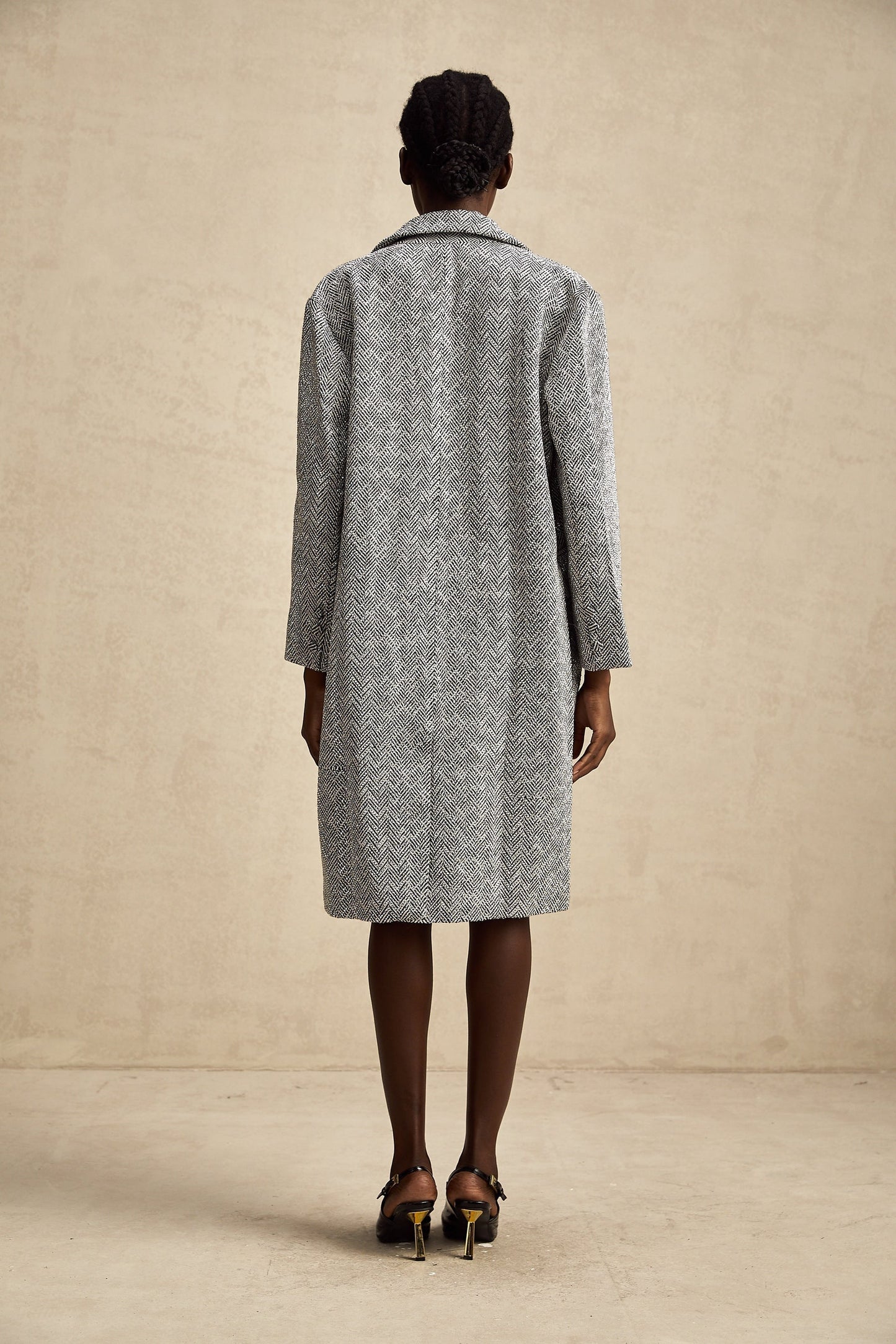 Long gray coat with herringbone pattern named Chantal