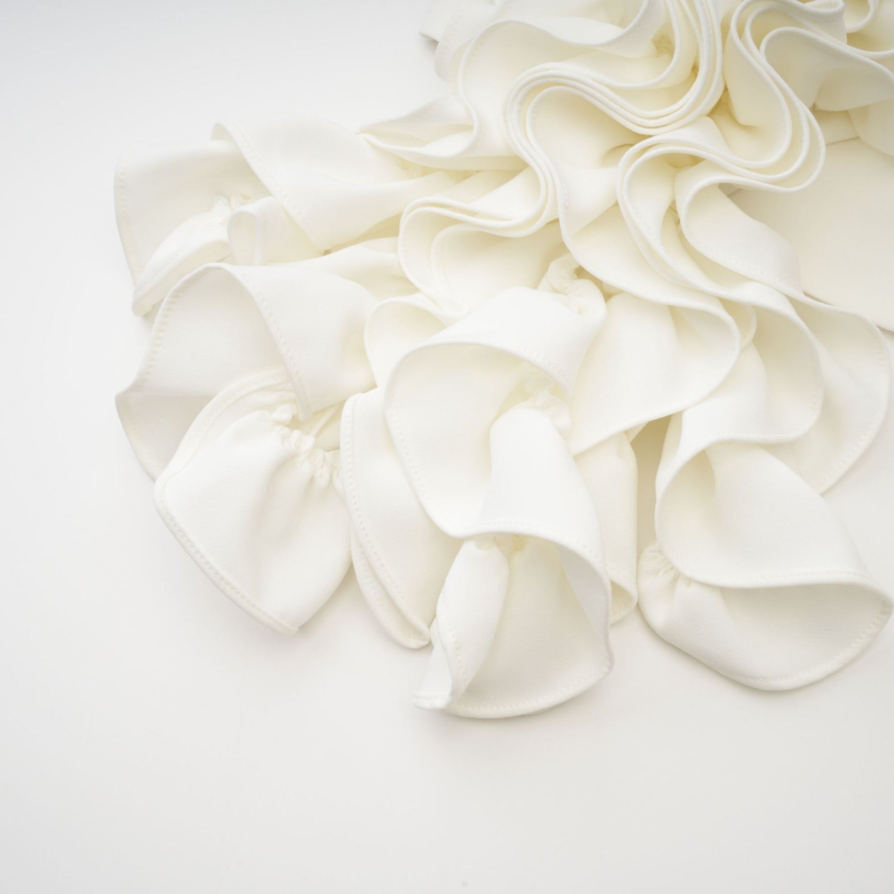 Lucie white floralapplique top