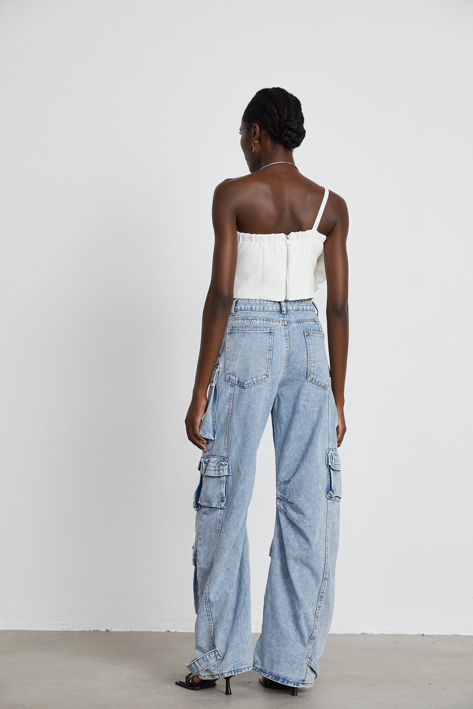 Lucie white floralapplique top