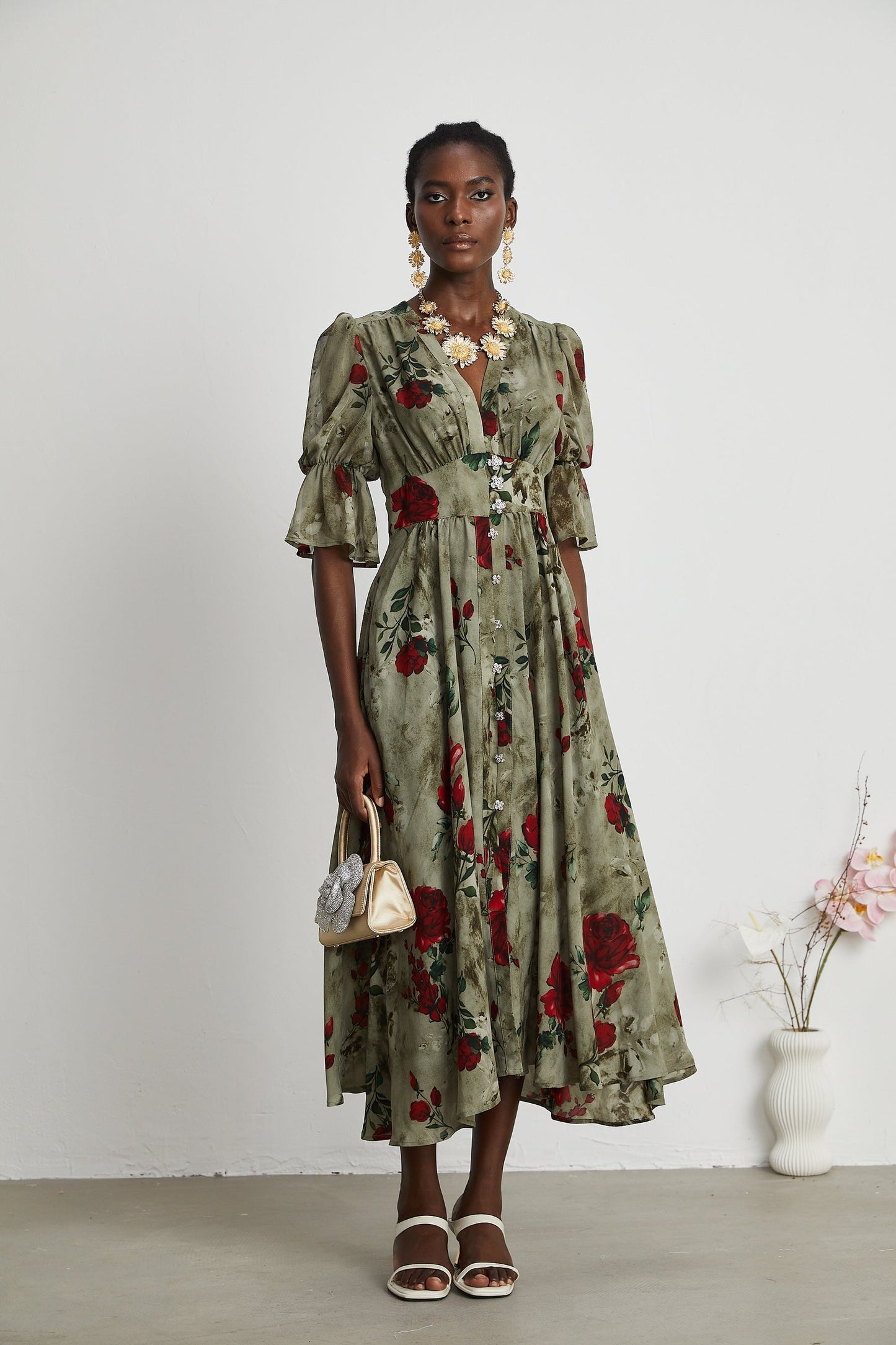 Mélisande floralprint Vneck midi dress
