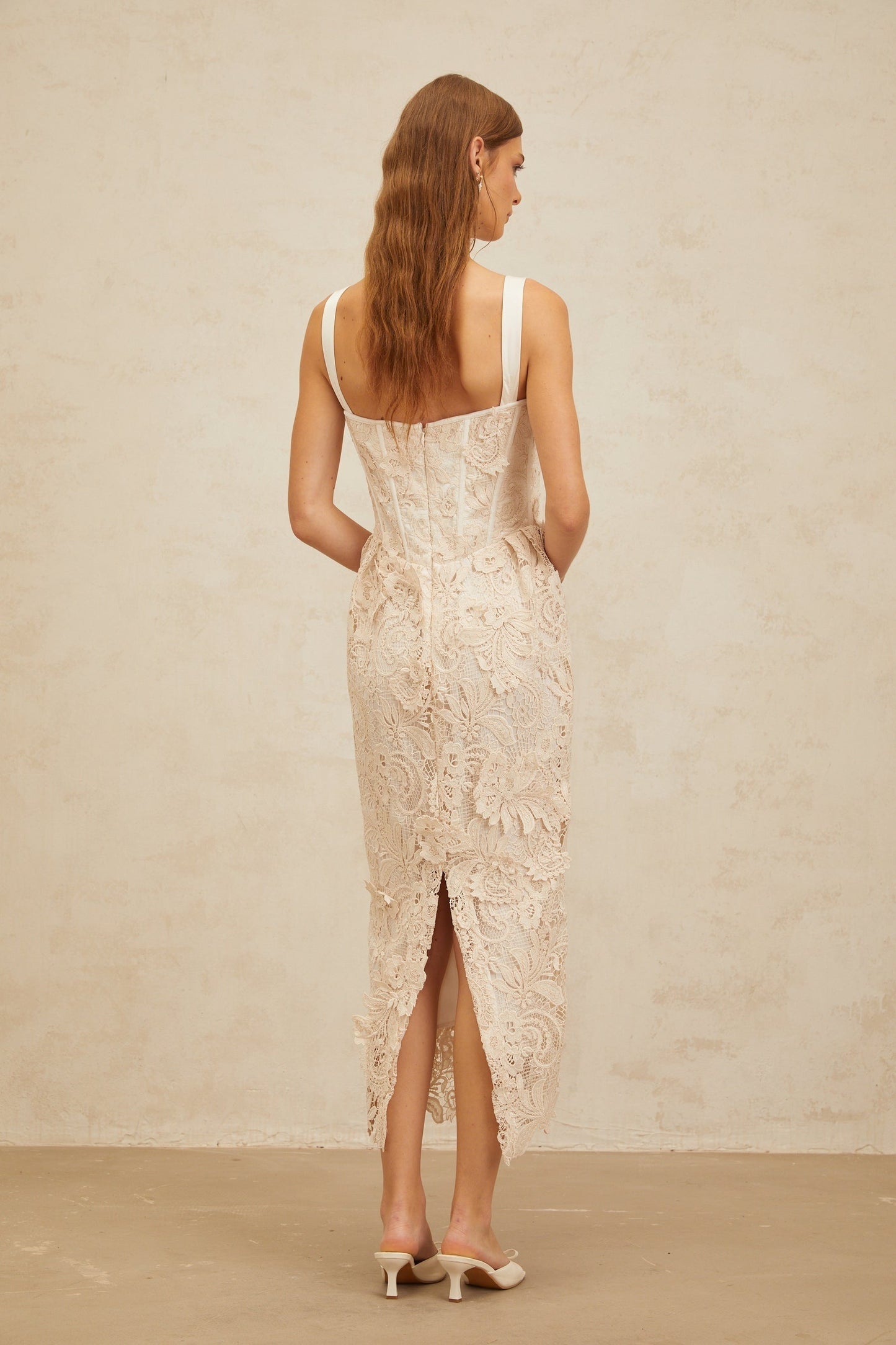 Neutrals sweetheart neckline corset style midi dress with bow embellishment