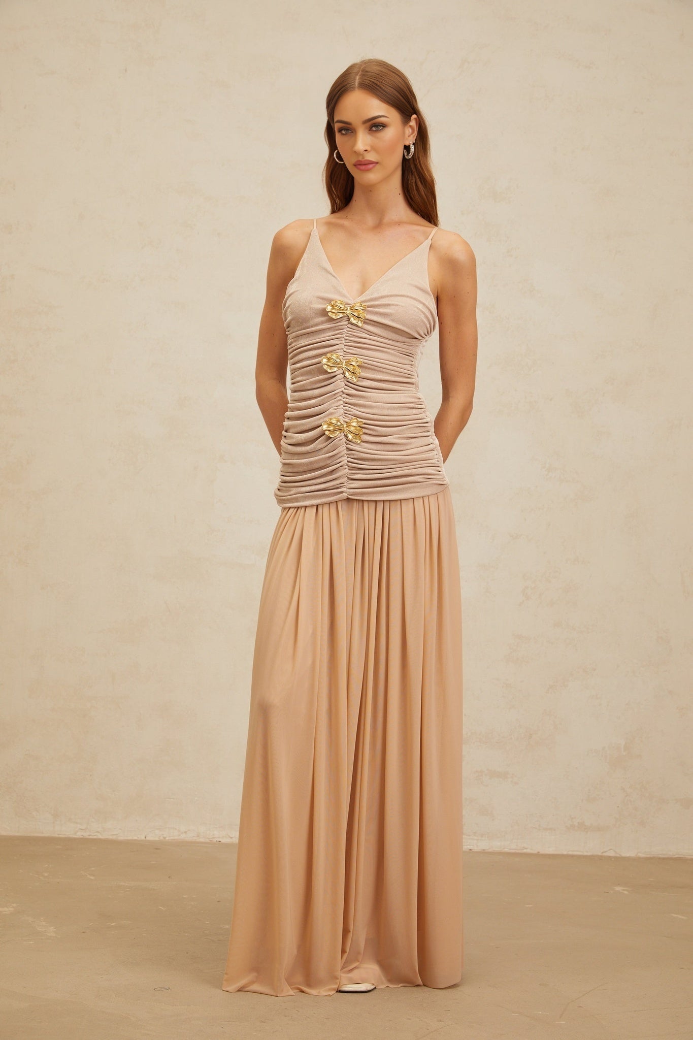 Neutrals V-neck Sleeveless Top with Brooch and Ruched Detailing and Adjustable Straps, Rear Zip Fastening, 100% Terylene fiber, Maxi Skirt with Pleated Detailing and Rear Zip Fastening, 100% Terylene fiber
