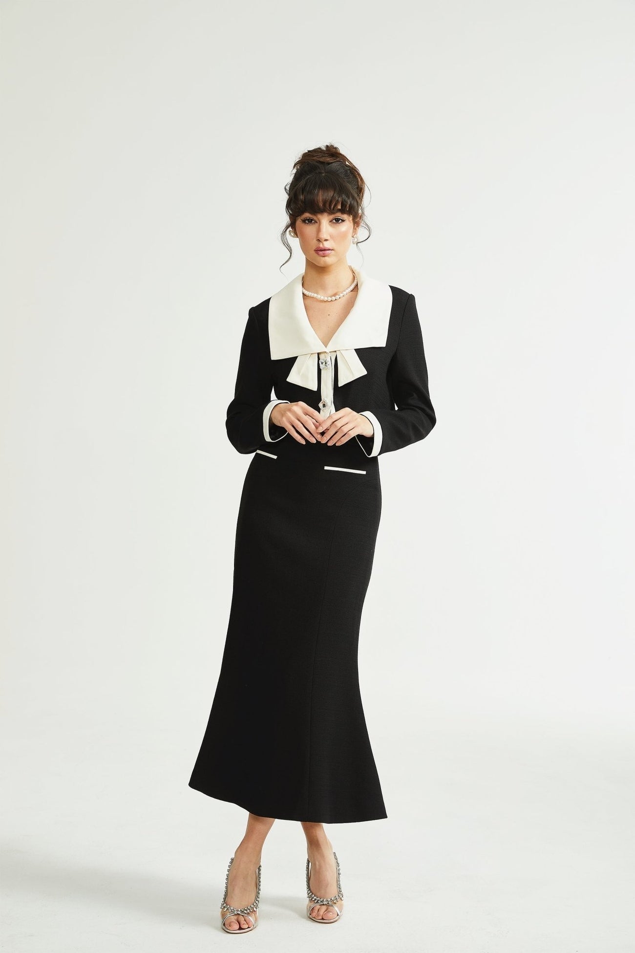 Odile black jacket skirt matching set