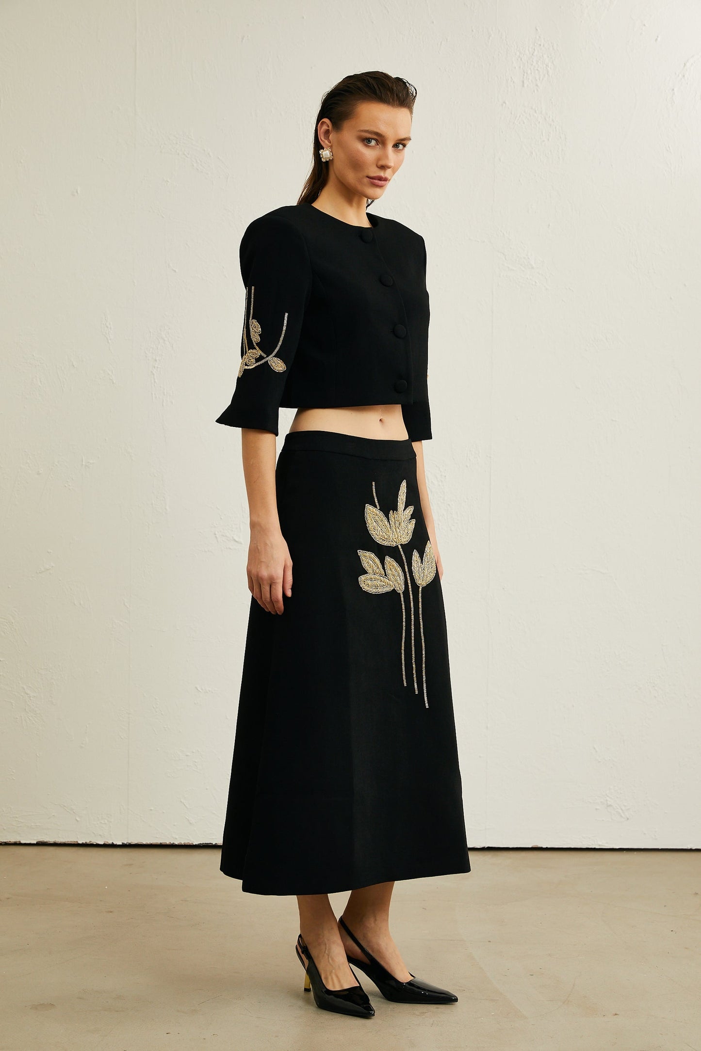 Pauline black floralappliqué jacket skirt matching set