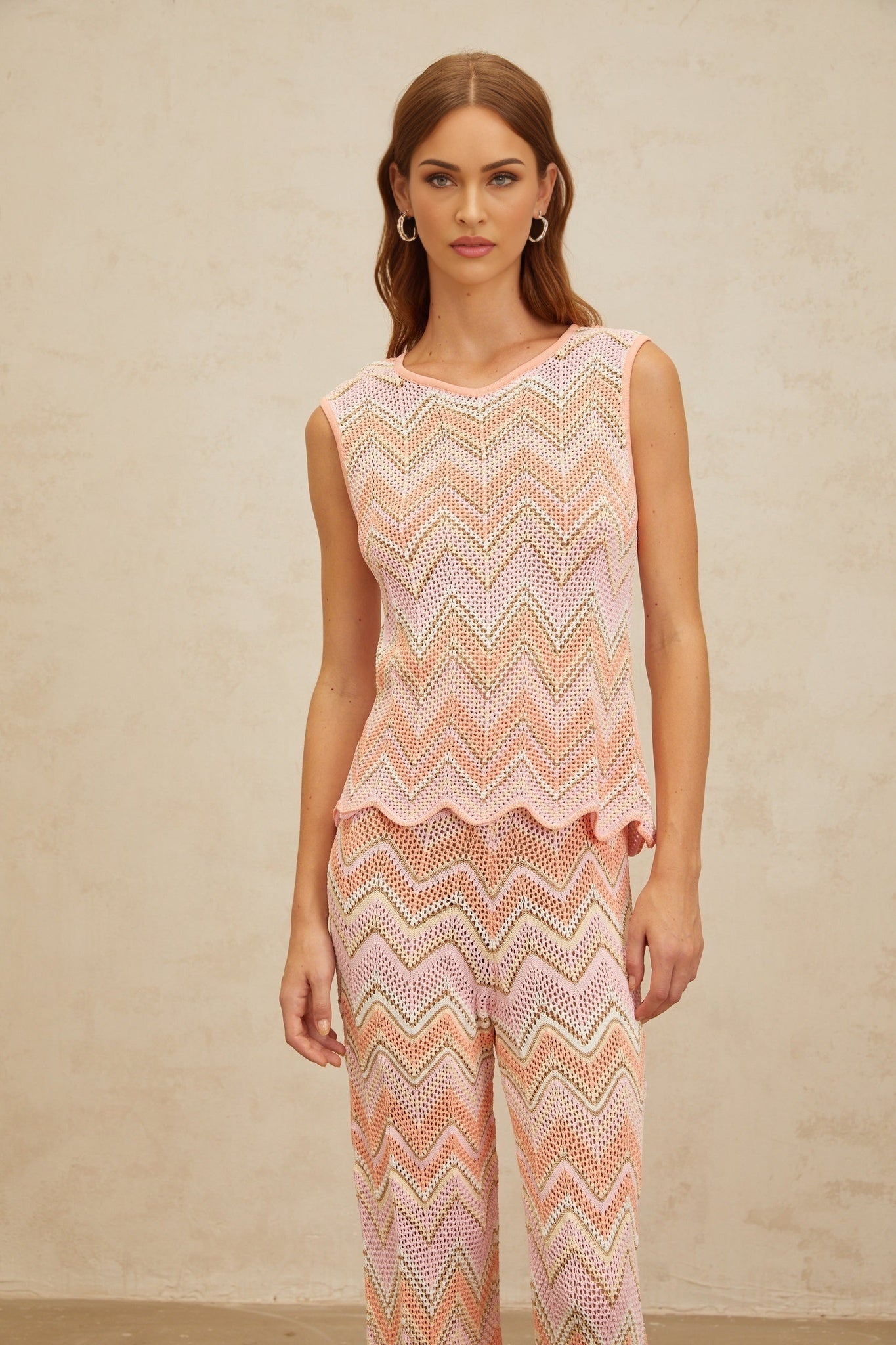 Pink and Multicolor Sleeveless Top and Trousers Set with Zigzag Design and Metallic Threading