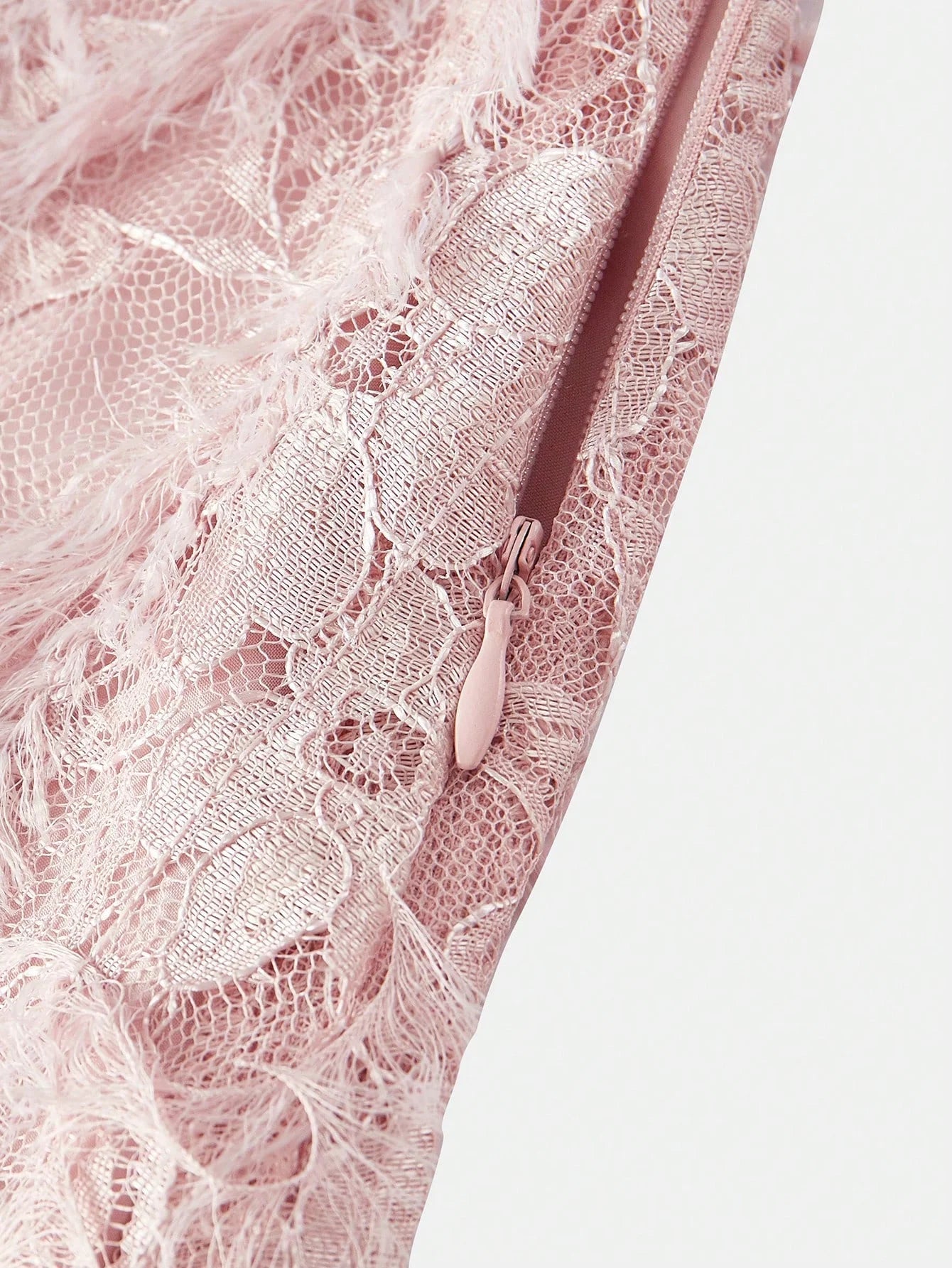 PREMIUM CONTRAST LACE FLOWY DRESS