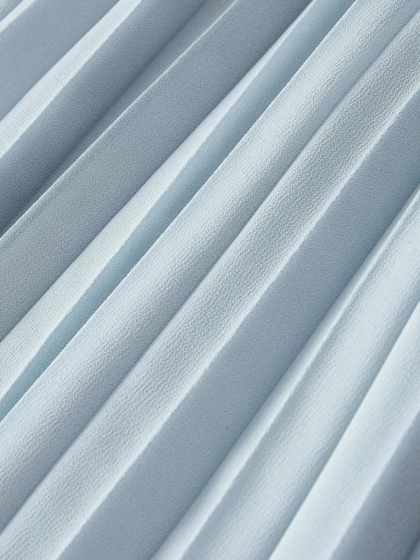 PREMIUM CONTRAST LACE PLEATED DRESS