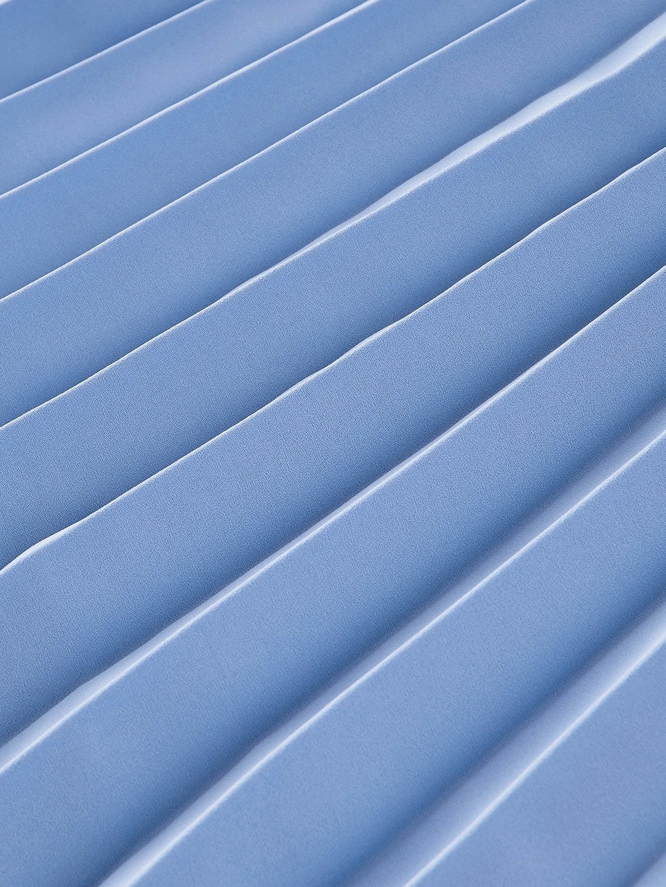 PREMIUM FAUX PEARL DETAIL PLEATED DRESS