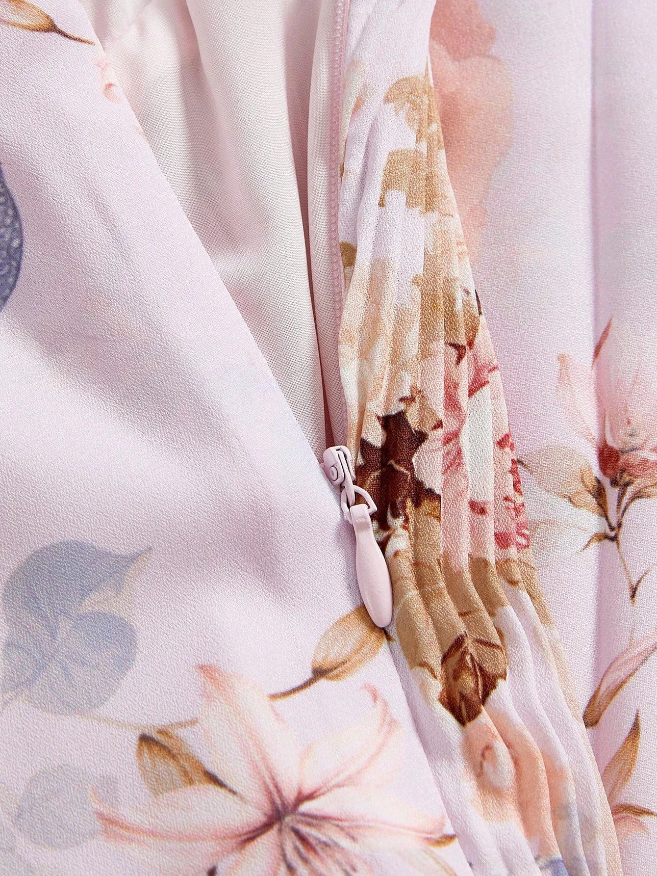 PREMIUM FLORAL PRINT PLEATED CAMI DRESS